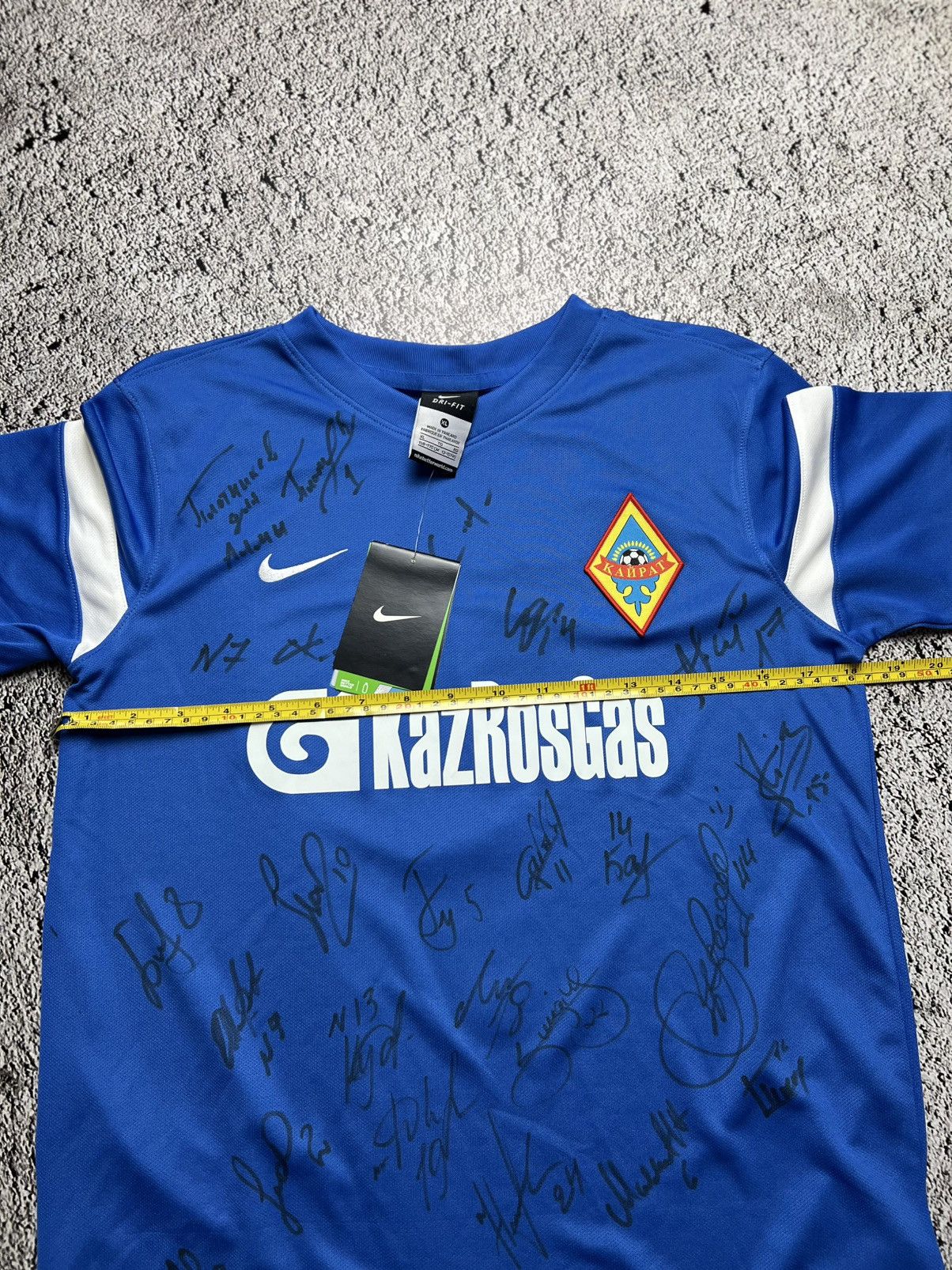 Nike NWT‼️2015-2016 FC Kairat SIGNED BY PLAYERS nike jersey Size US S / EU 44-46 / 1 - 13 Thumbnail