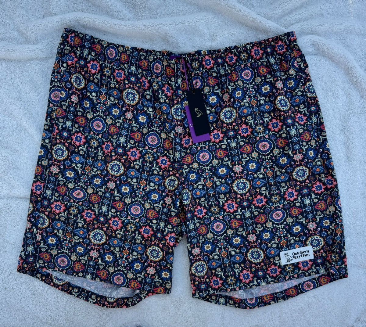 October's Very Own OVO Floral Owl Shorts Size US 40 / EU 56 - 1 Preview