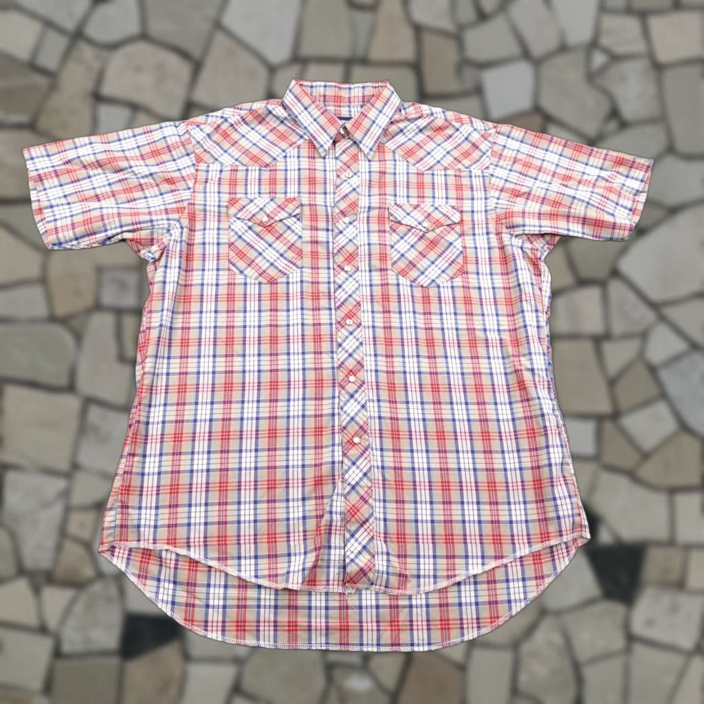 Wrangler Vintage Wrangler Shirt XL Long Tails Cowboy Cut Red Blue Western Pearl Snap Size US XL / EU 56 / 4 - 1 Thumbnail