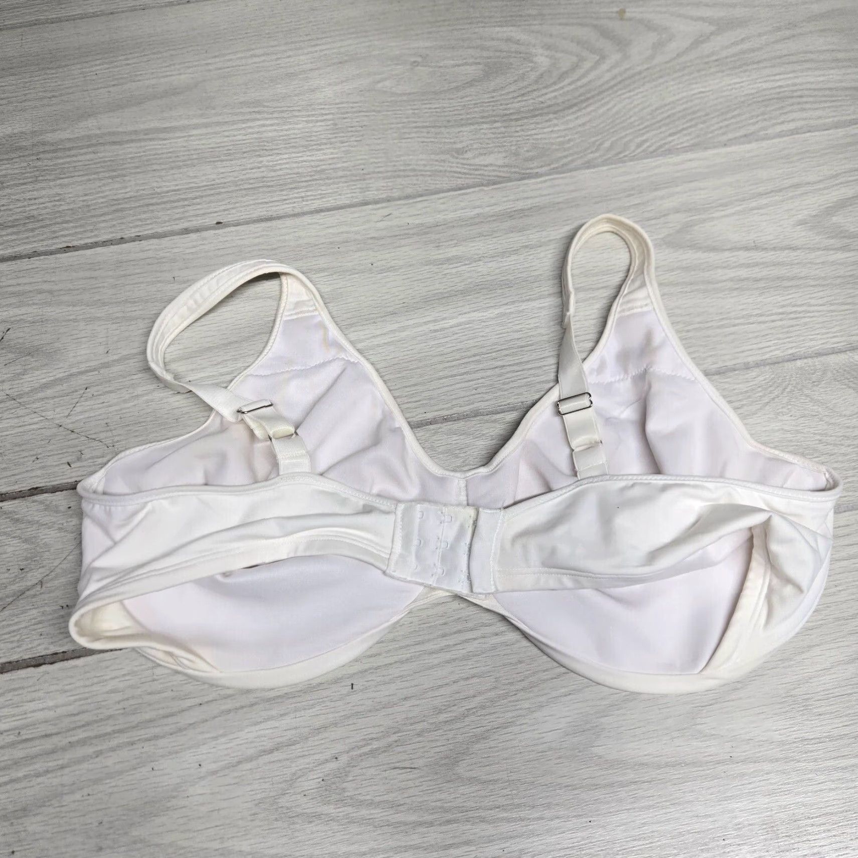 Vintage Bali Bra 42DD Women's Minimizer Underwire White Adjustable Back Closure Full Coverage Size ONE SIZE - 3 Thumbnail