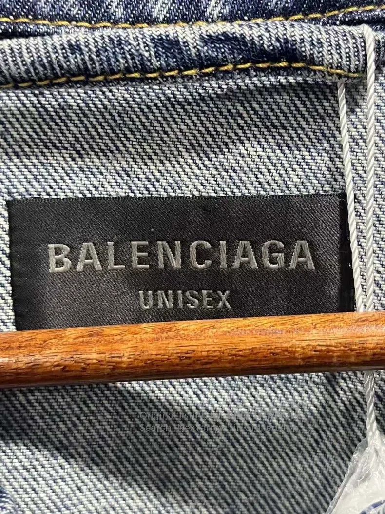Balenciaga Balenciaga Back Tape Logo Printed Denim Jacket Size US XL / EU 56 / 4 - 4 Thumbnail
