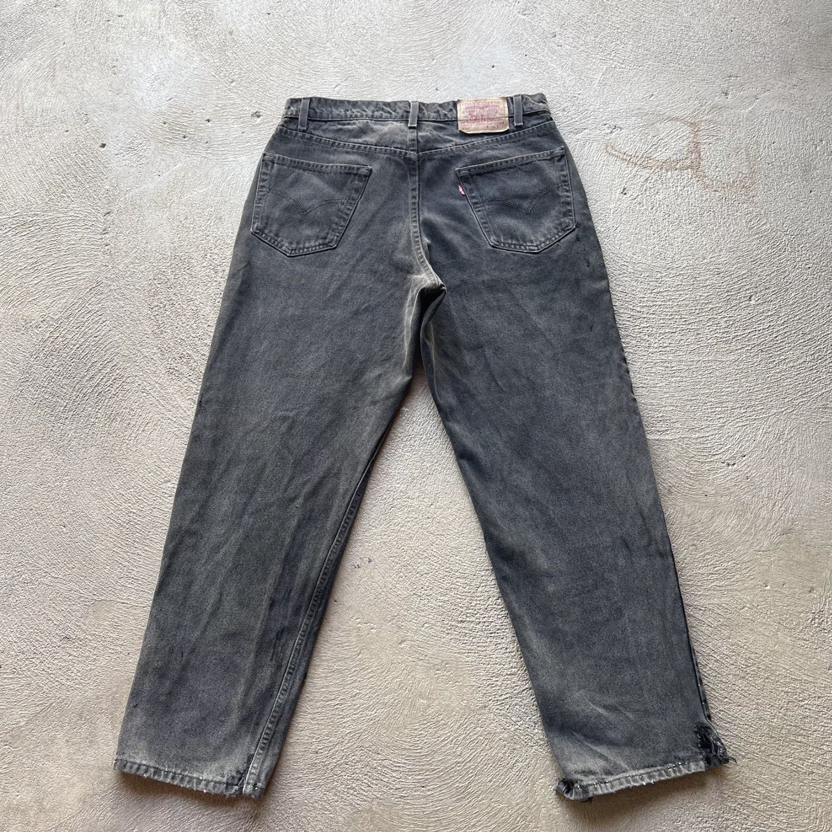 Levi's VINTAGE Levi's 550 Jeans Mens 34x30 Black Relaxed Fit Wide-Leg Denim 90s Size US 34 / EU 50 - 7 Thumbnail