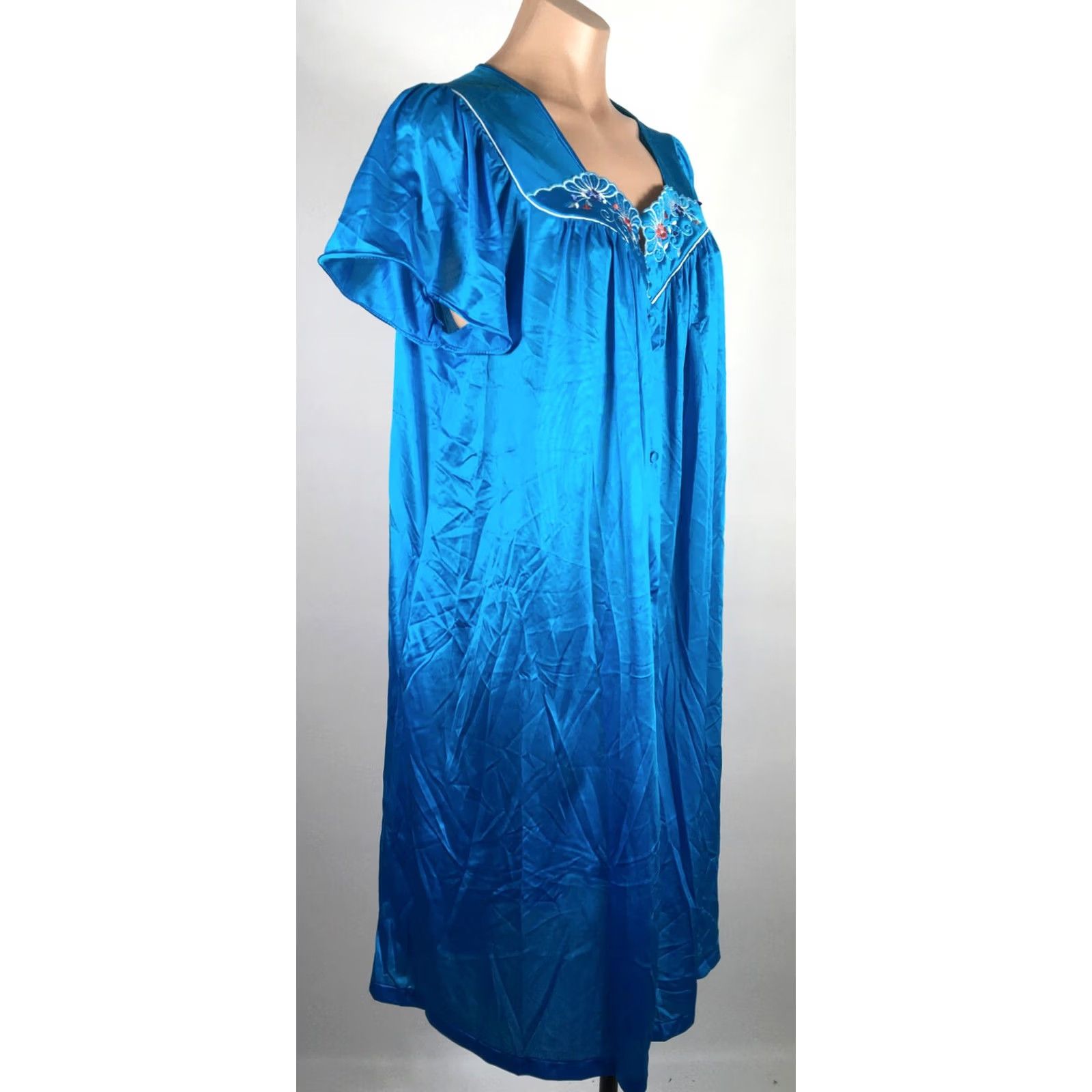 Vintage Vintage Vanity Fair nightgown Shirt Womens L Blue Nylon Shiny Embroidered USA Made Semi Sheer Peignoir Nightgown Size ONE SIZE - 4 Thumbnail