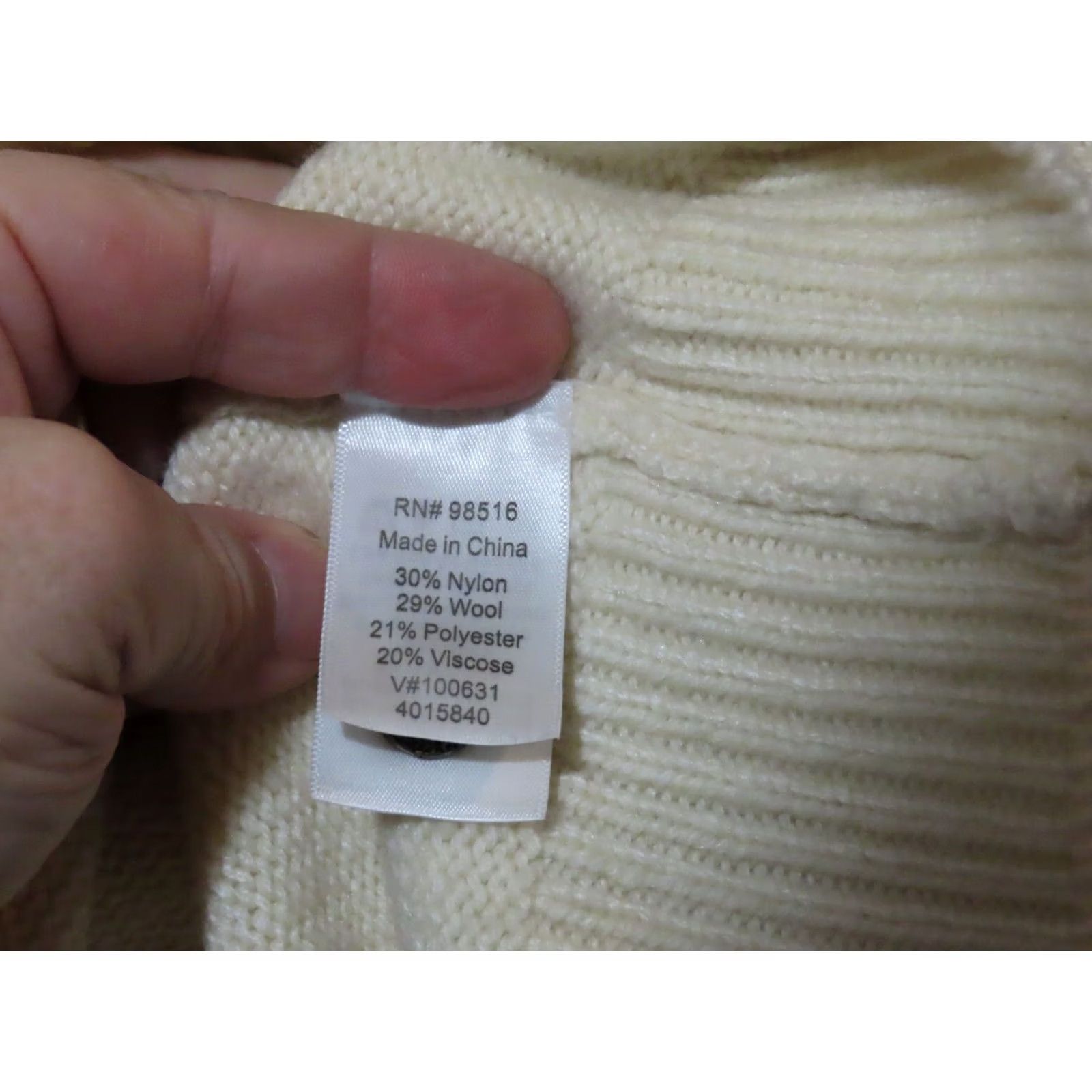 Coldwater Creek Coldwater Creek Sweater Womens L Nordic Beaded Crewneck Buttoned Knit Ivory Size L / US 10 / IT 46 - 6 Thumbnail