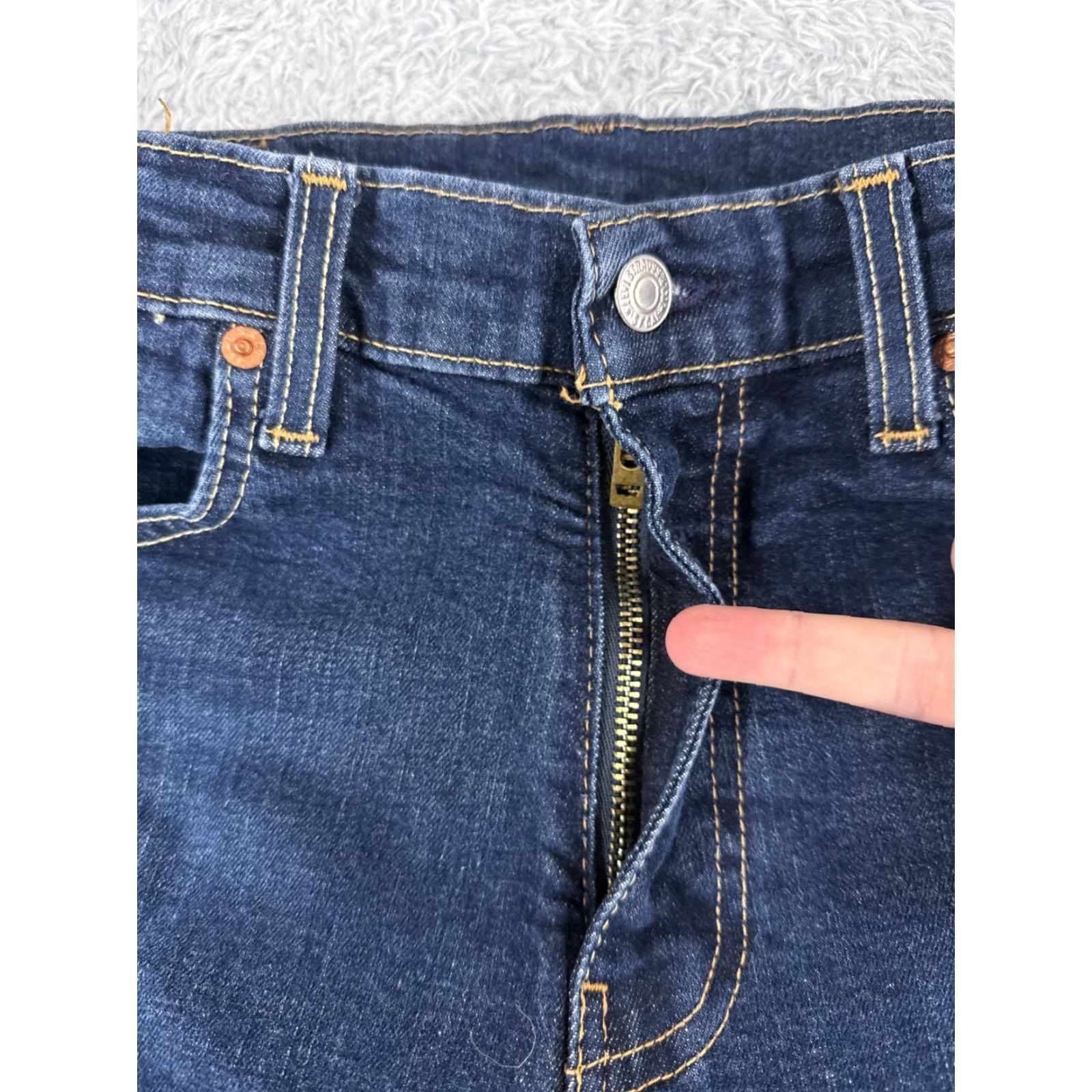 Levi's Levi's Jeans Men 33 Blue Denim 502 Straight Mid Rise 5-Pocket Distressed Cotton Premium 31x31 Vintage No Size US 33 - 5 Thumbnail