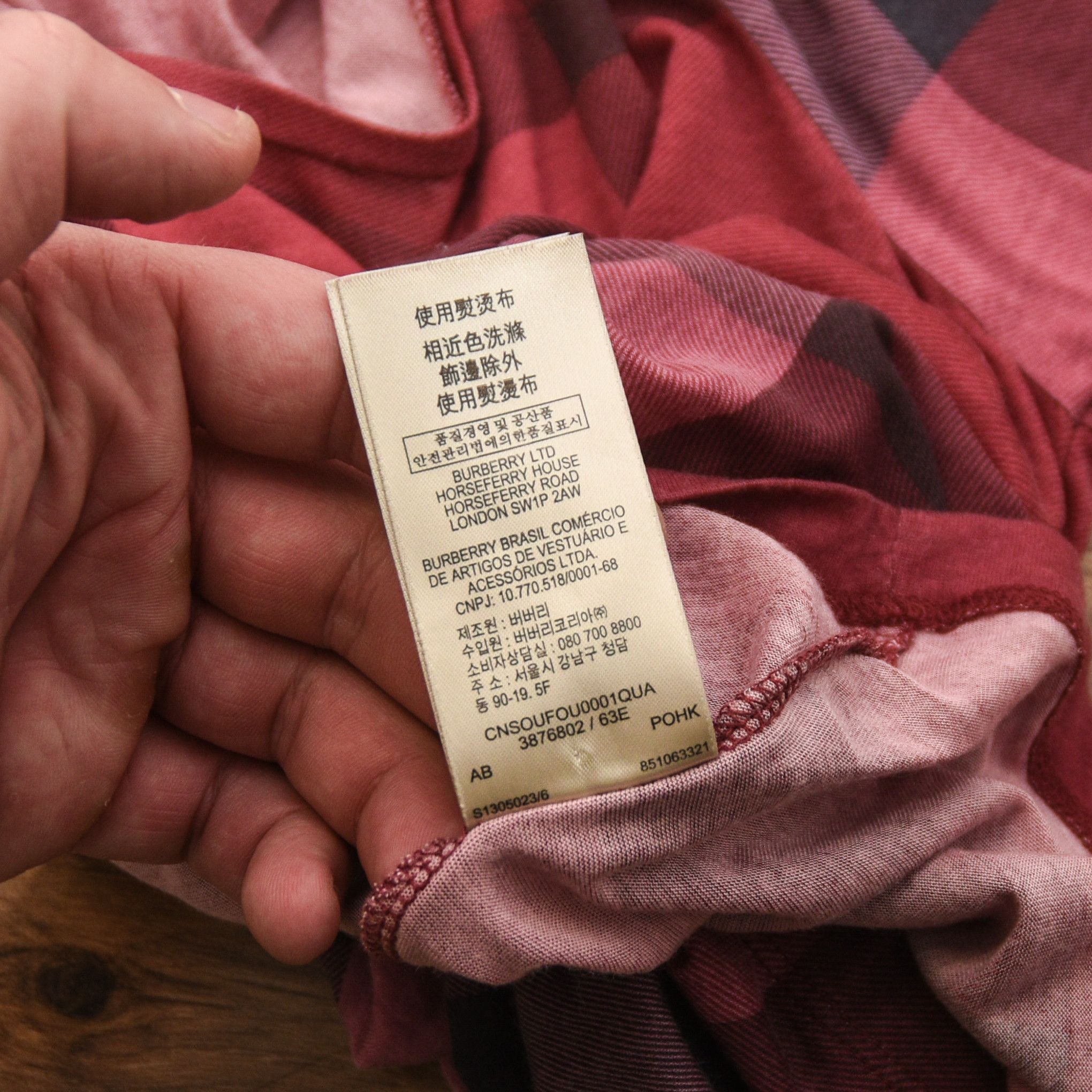 Burberry Burberry Brit Women's Plaid T-Shirt Red Nova Check Size M / US 6-8 / IT 42-44 - 11 Thumbnail