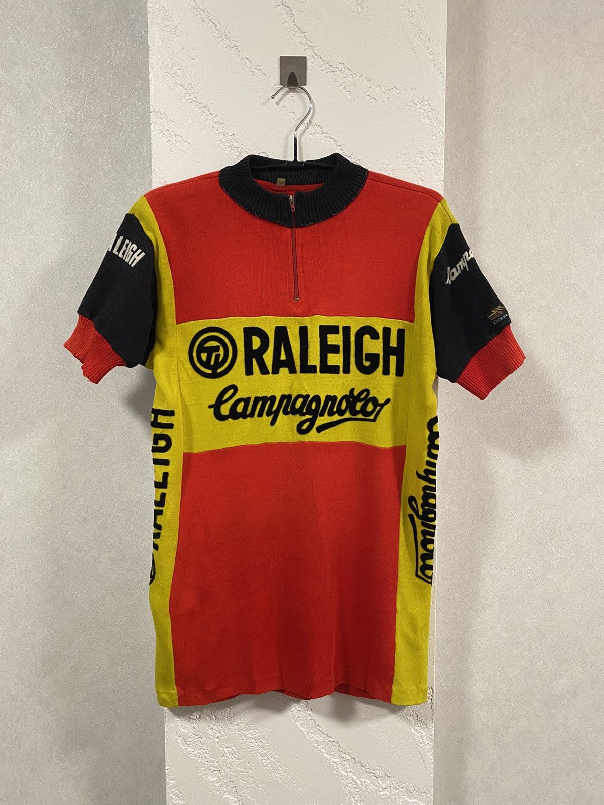 Vintage Vintage 70’s Campagnollo Raleigh Creda Team Cycling Jersey S Size US S / EU 44-46 / 1 - 1 Thumbnail