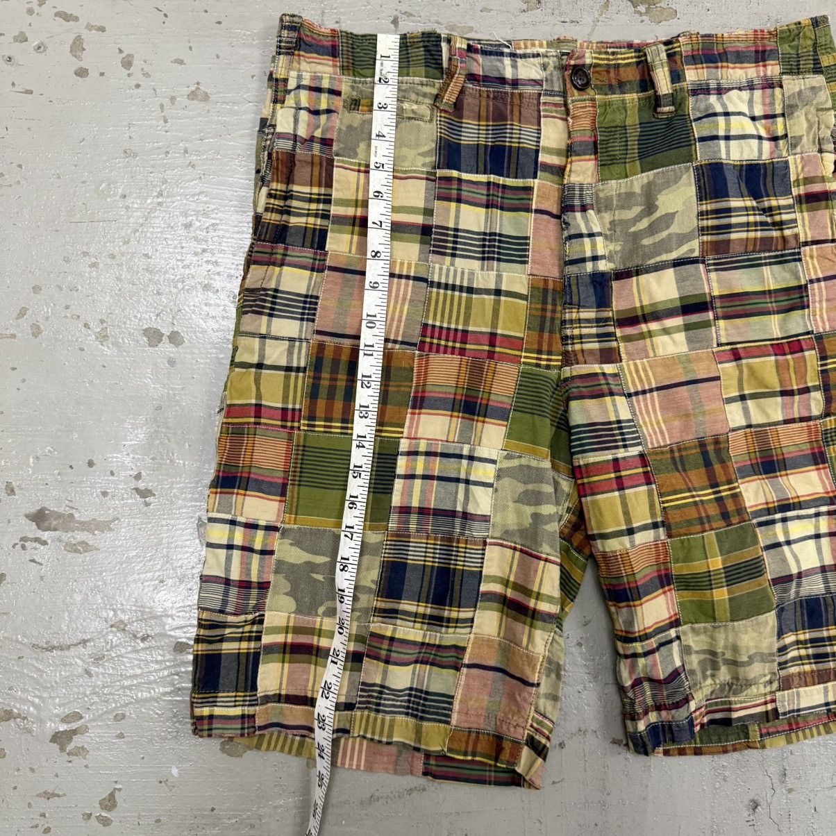 American Eagle Outfitters American Eagle Patchwork Madras Plaid Camo Jorts Size US 38 / EU 54 - 3 Thumbnail