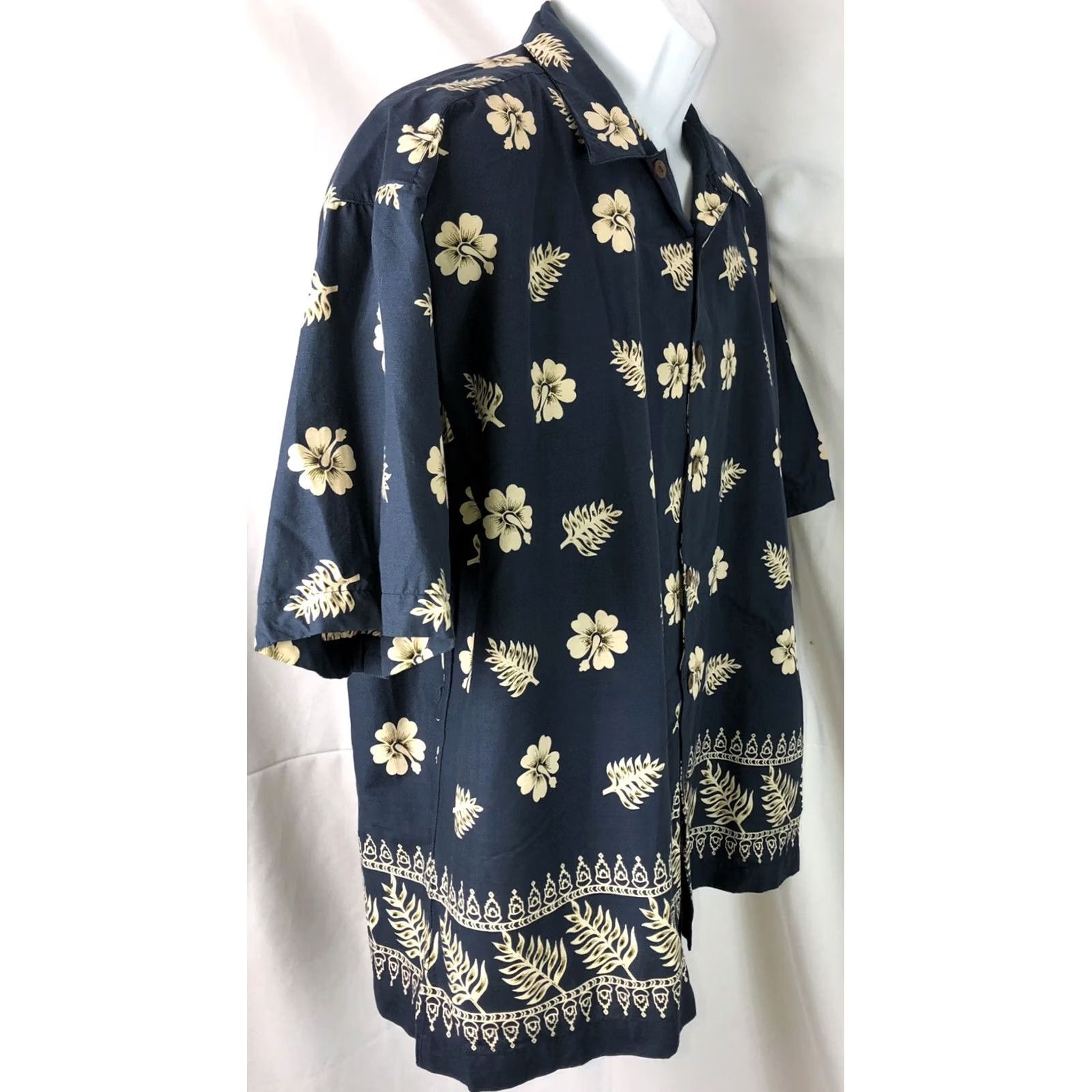 Vintage VINTAGE Pesslate Bay Hawaiian Shirt L Blue Floral Button-Up Short Sleeve Collared Beach Luau 90s Y2K Mens Size US L / EU 52-54 / 3 - 2 Thumbnail