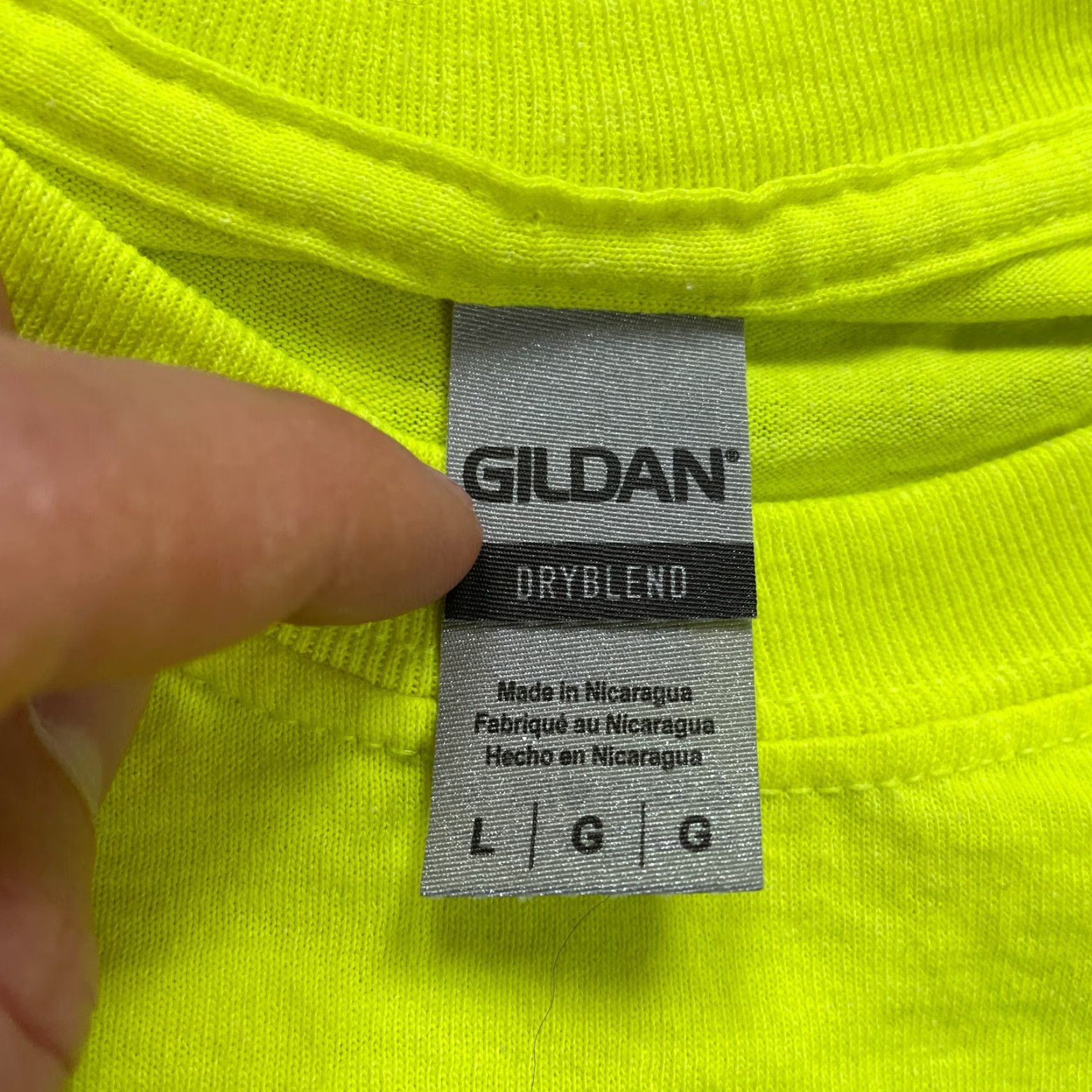 Gildan Gildan Dry Blend Basic Crew Neck T-Shirt Mens Large Neon Green Long Sleeve Tee Size US L / EU 52-54 / 3 - 4 Thumbnail
