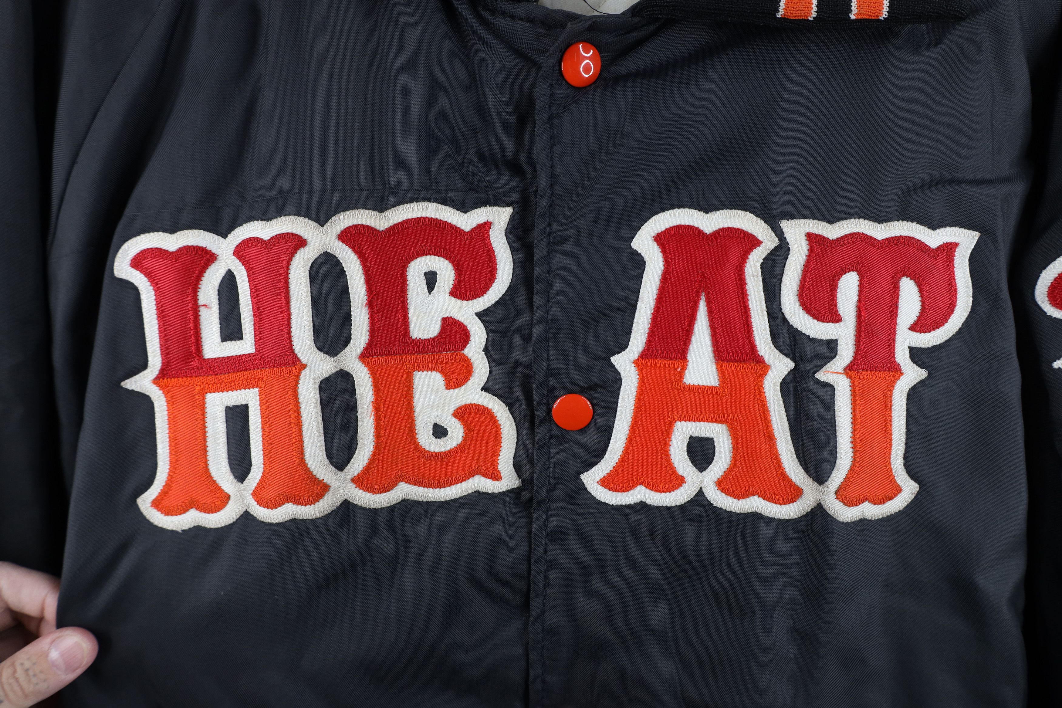 Vintage Vintage 80s 90s Streetwear Spell Out Heat Bomber Jacket USA Size US XL / EU 56 / 4 - 4 Thumbnail
