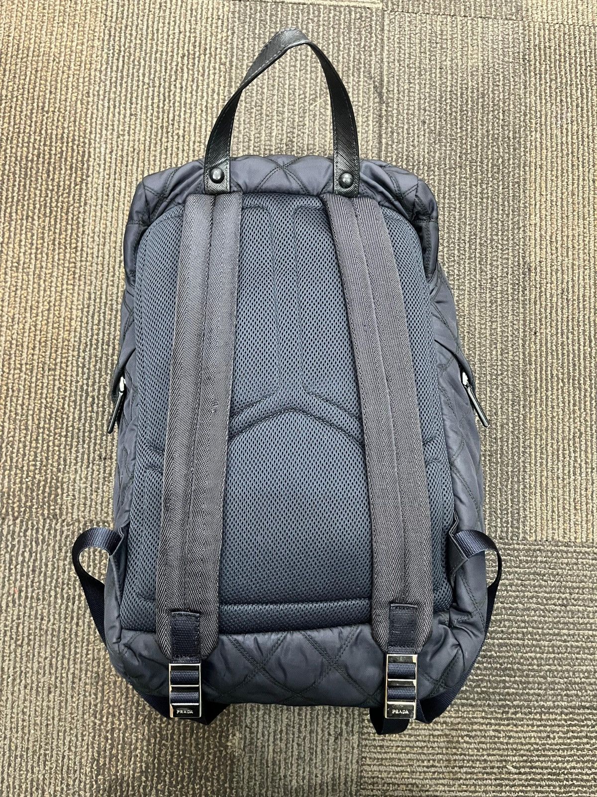 Prada Prada Quilted triangle logo backpack Size ONE SIZE - 5 Thumbnail