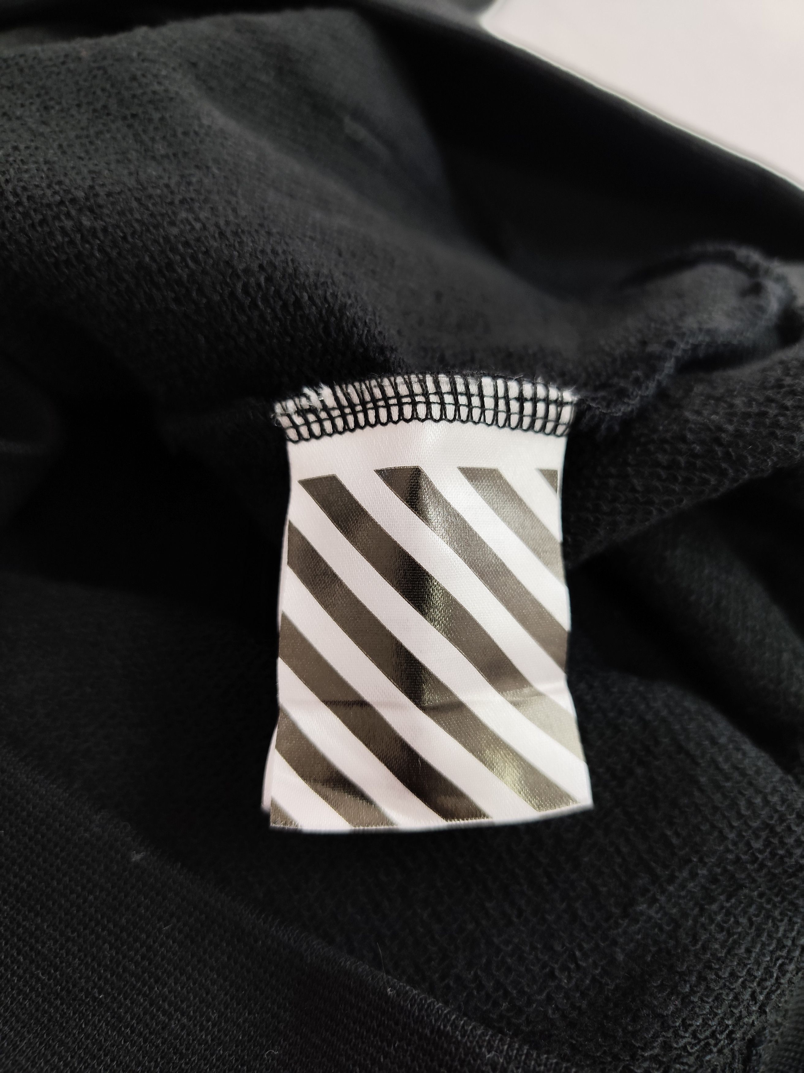 Off-White Off-White "Expo Milano" Size US M / EU 48-50 / 2 - 6 Thumbnail