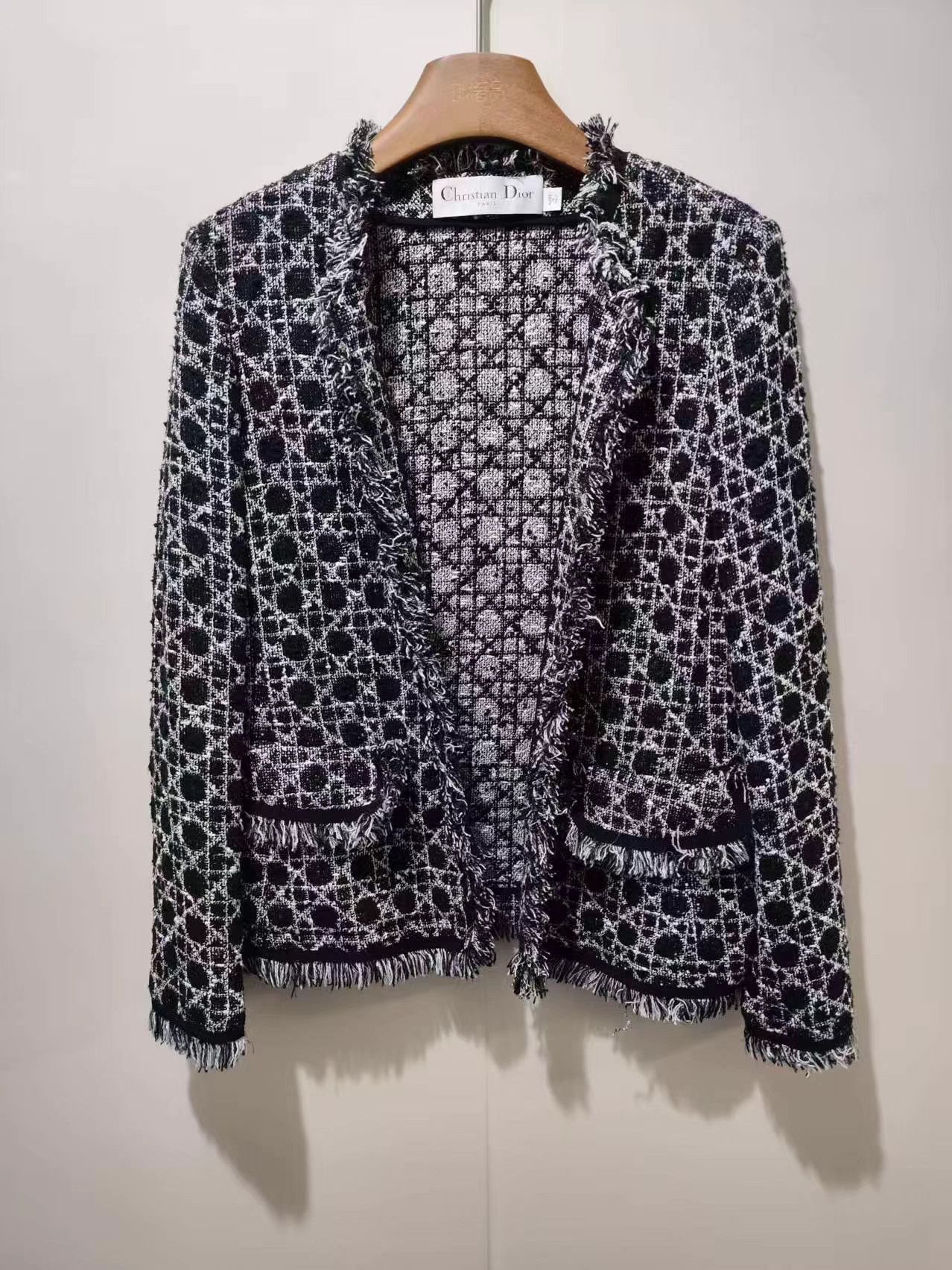 Dior DIOR SS26 Tweed Jacket Fringed Pockets K13 Size S / US 4 / IT 40 - 2 Thumbnail