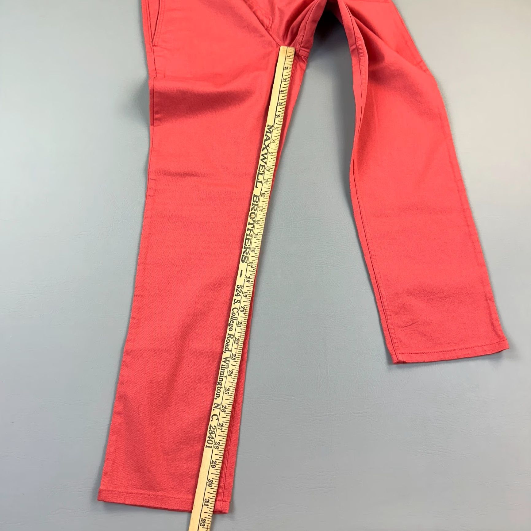 Levi's VINTAGE Levi's 511 Pants Mens 33x32 34x31 Salmon Slim Fit Trouser Tapered Leg Casual Size US 33 - 3 Thumbnail