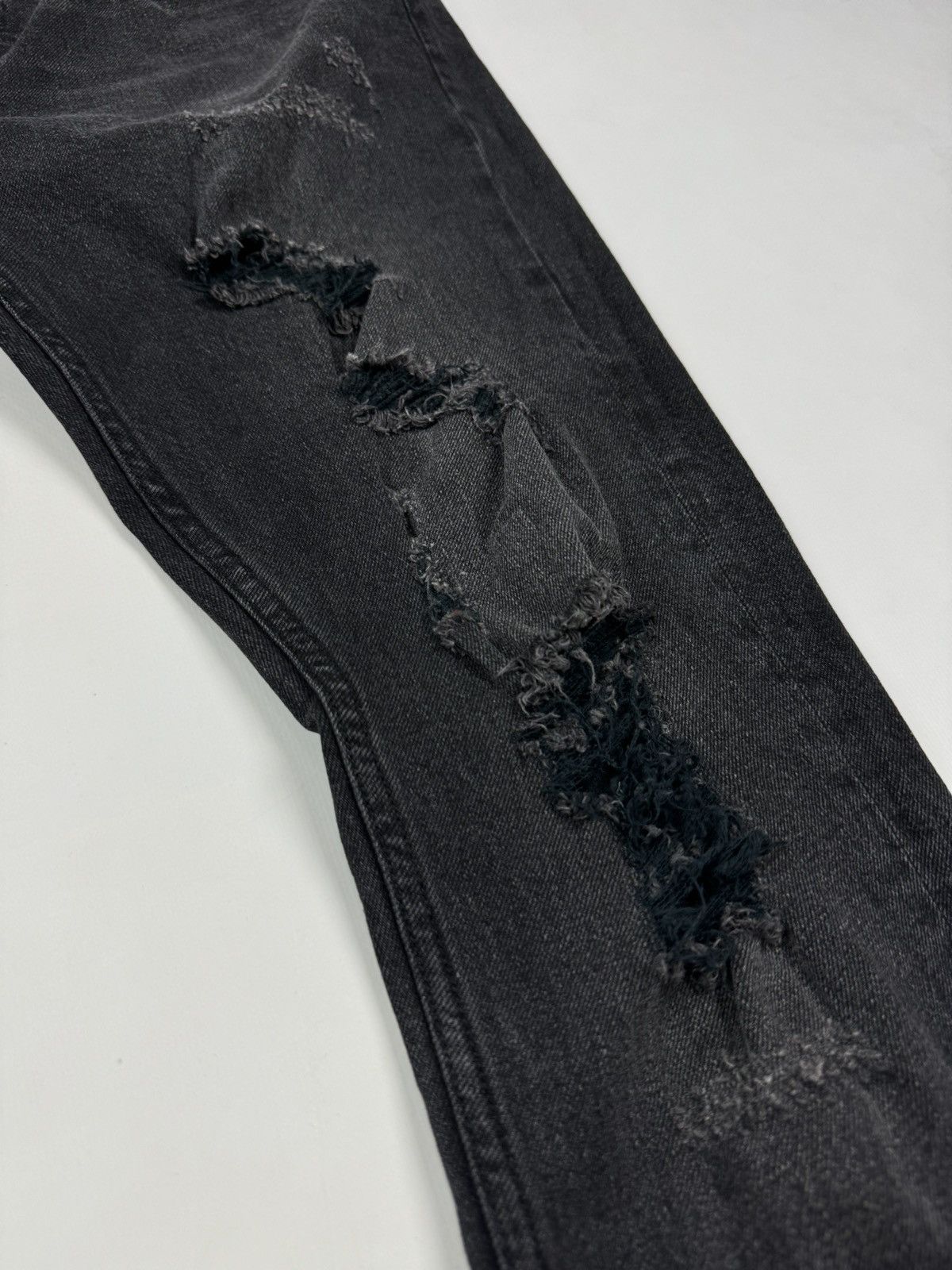 Allsaints AllSaints Battle Cigarette Distressed Slim Jeans Size US 34 / EU 50 - 6 Thumbnail