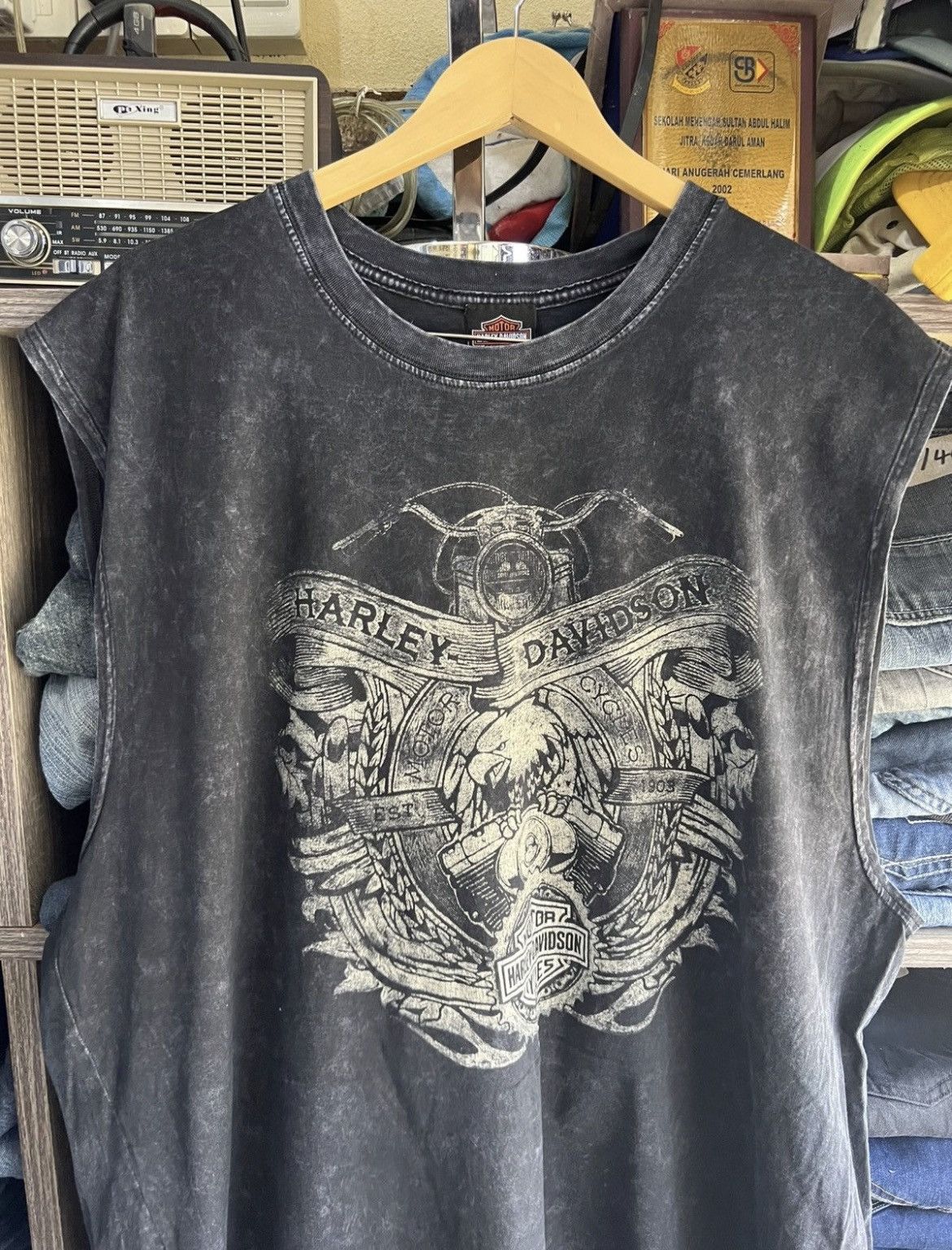 Harley Davidson 🔥Rare Voodoo Harley Davidson Sleeveless Tee Size US XL / EU 56 / 4 - 8 Thumbnail