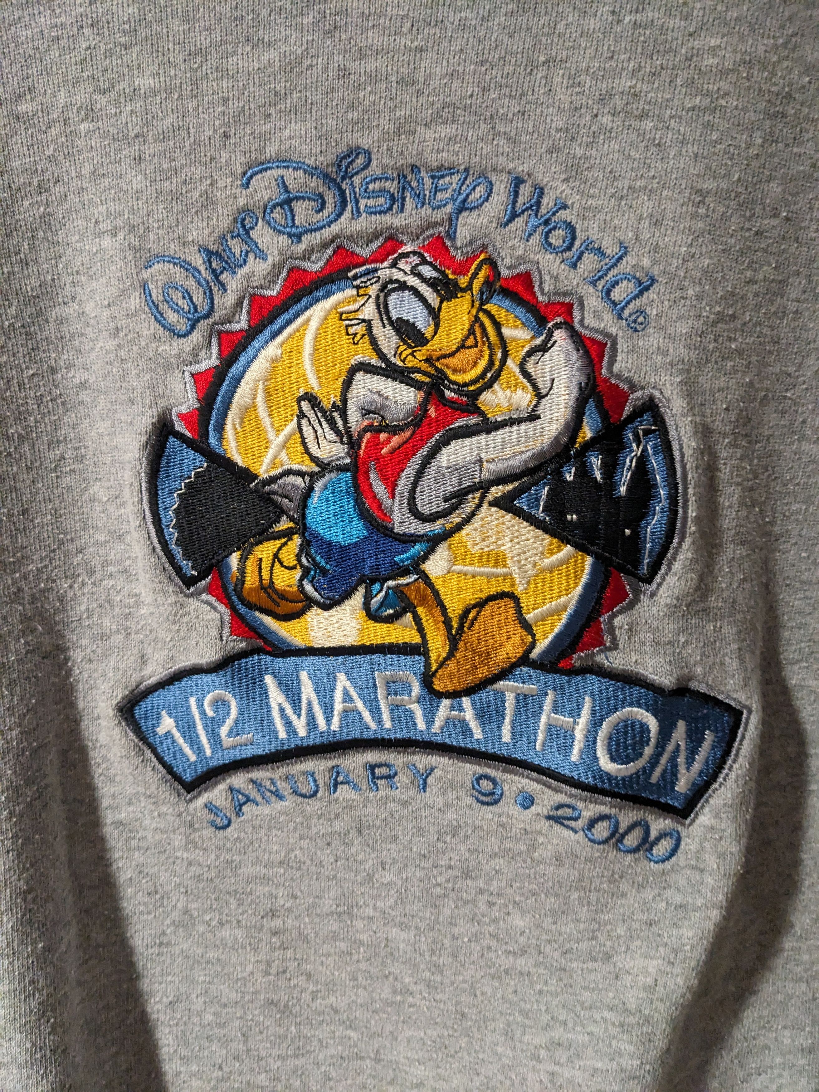 Disney × Vintage Vintage 2000 Walt Disney World Marathon Donald Sweatshirt Size US M / EU 48-50 / 2 - 2 Thumbnail