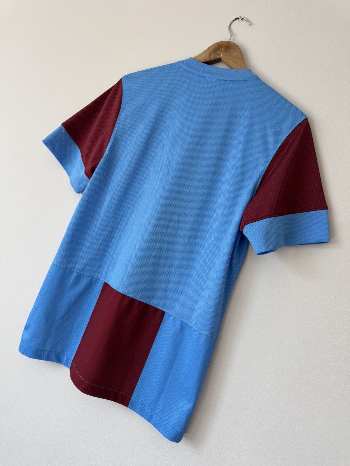 Nike Trabzonspor 2013-2014 Home Soccer Jersey Nike Football Shirt Size US S / EU 44-46 / 1 - 7 Thumbnail