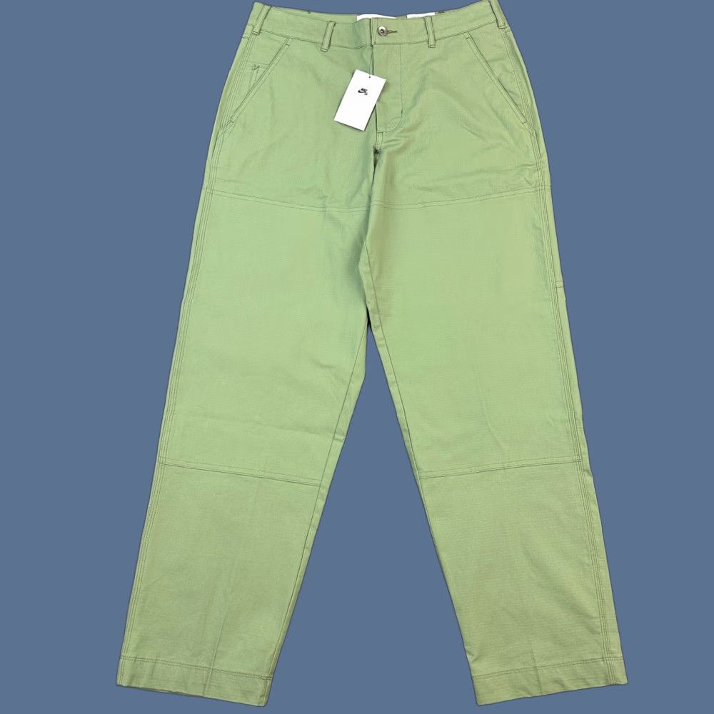 Nike Nike SB Pants Mens 32x31 Oil Green Ripstop Double Knee Straight Leg Skate Pant Mens 32 Inseam 31in Straight Color Green 90s Punk Retro USA Size US 32 / EU 48 - 1 Thumbnail