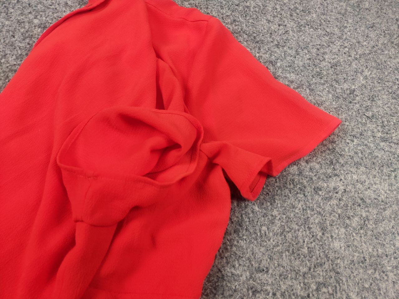 Sezane Sezane Midi dress Red with a cutout back short-sleeved Size M / US 6-8 / IT 42-44 - 8 Thumbnail
