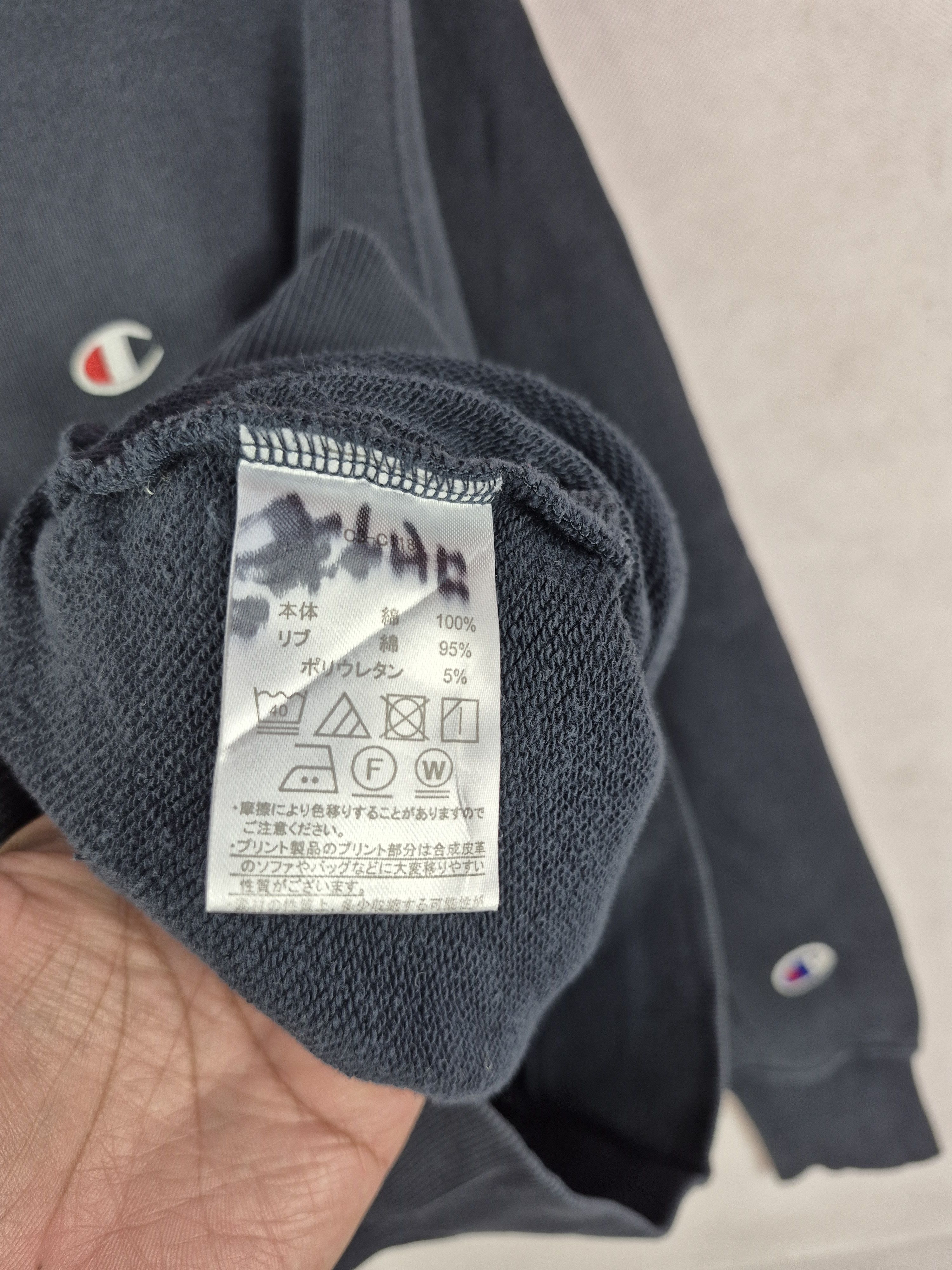 Champion 🔥 Champion Small Logo Hoodie Sweatshirt Pullover Size US M / EU 48-50 / 2 - 7 Thumbnail
