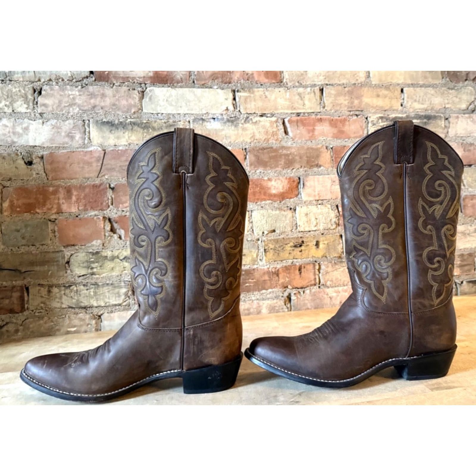 Justin Boots Justin Boots Men's Brown Leather Cowboy Boots - Size 12D Apache Size US 12 / EU 45 - 3 Thumbnail