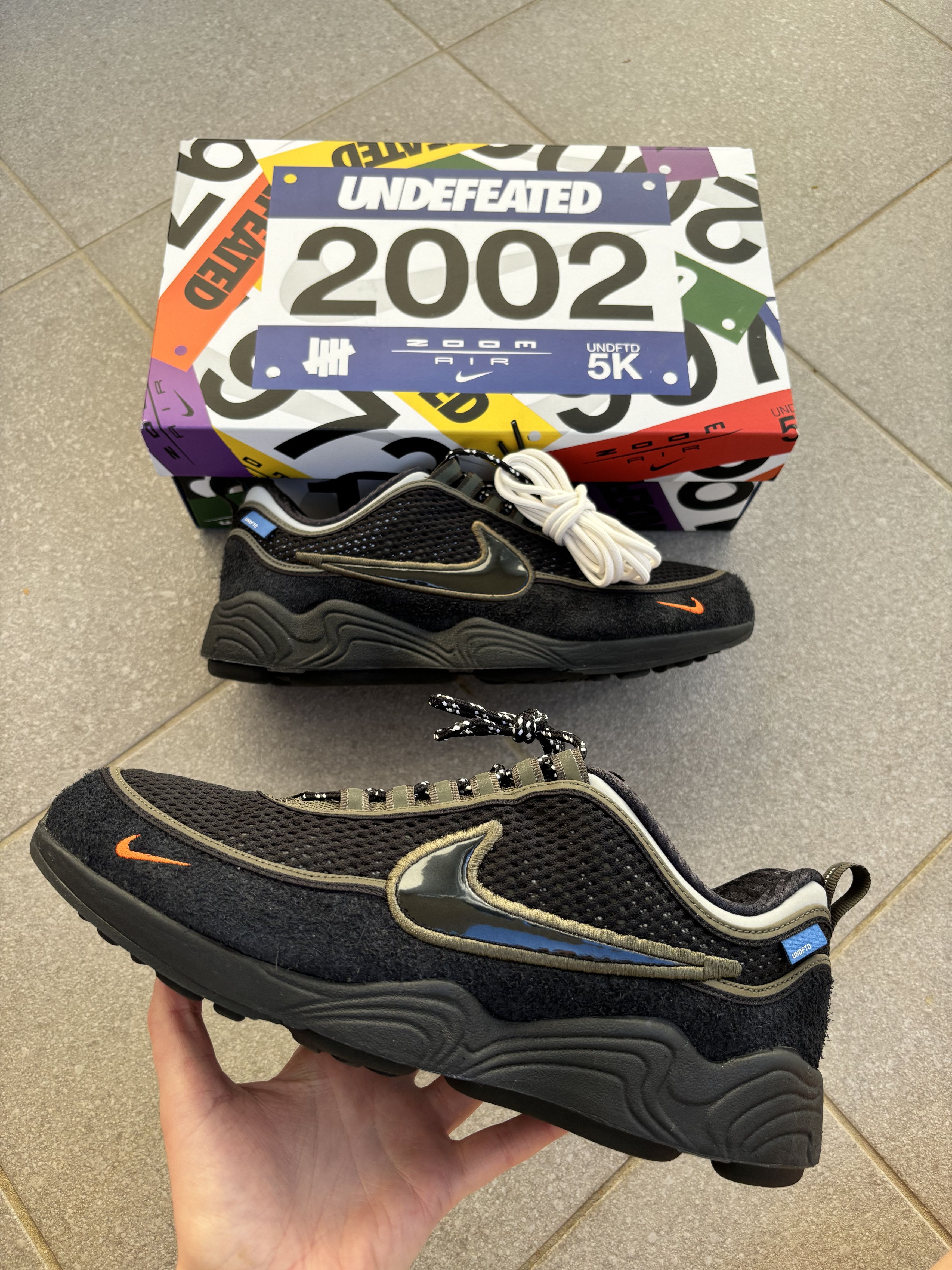 Nike × Undefeated NIKE X UNDEFEATED AIR ZOOM SPIRIDON CARGOKHAKI / BLACK Size US 9.5 / EU 42-43 - 9 Thumbnail