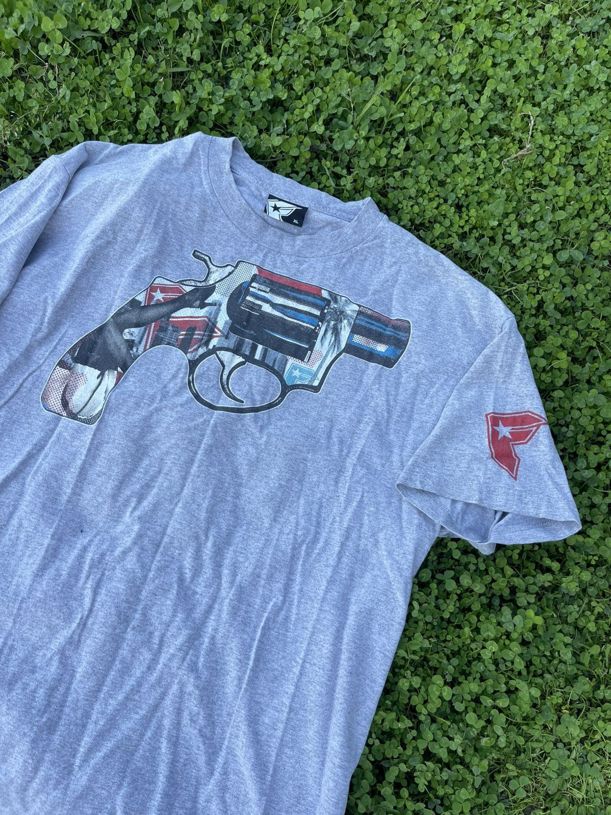 Famous Stars And Straps Famous Revolver flag rap tee Size US XL / EU 56 / 4 - 3 Thumbnail