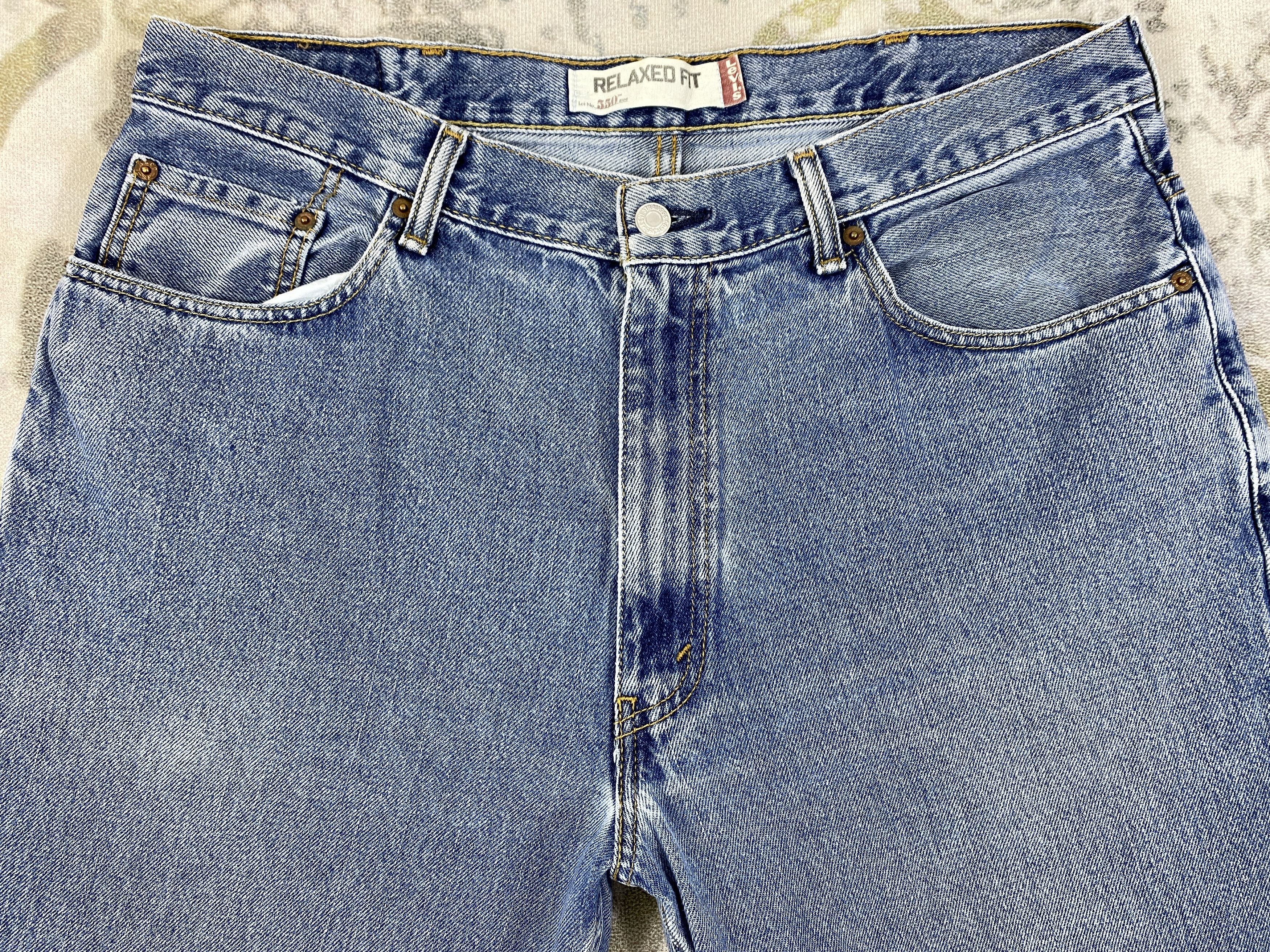 Levi's Blue Vintage Levi's 550 Relaxed Fit Denim 37 x 33 -JN379 Size US 36 / EU 52 - 3 Thumbnail