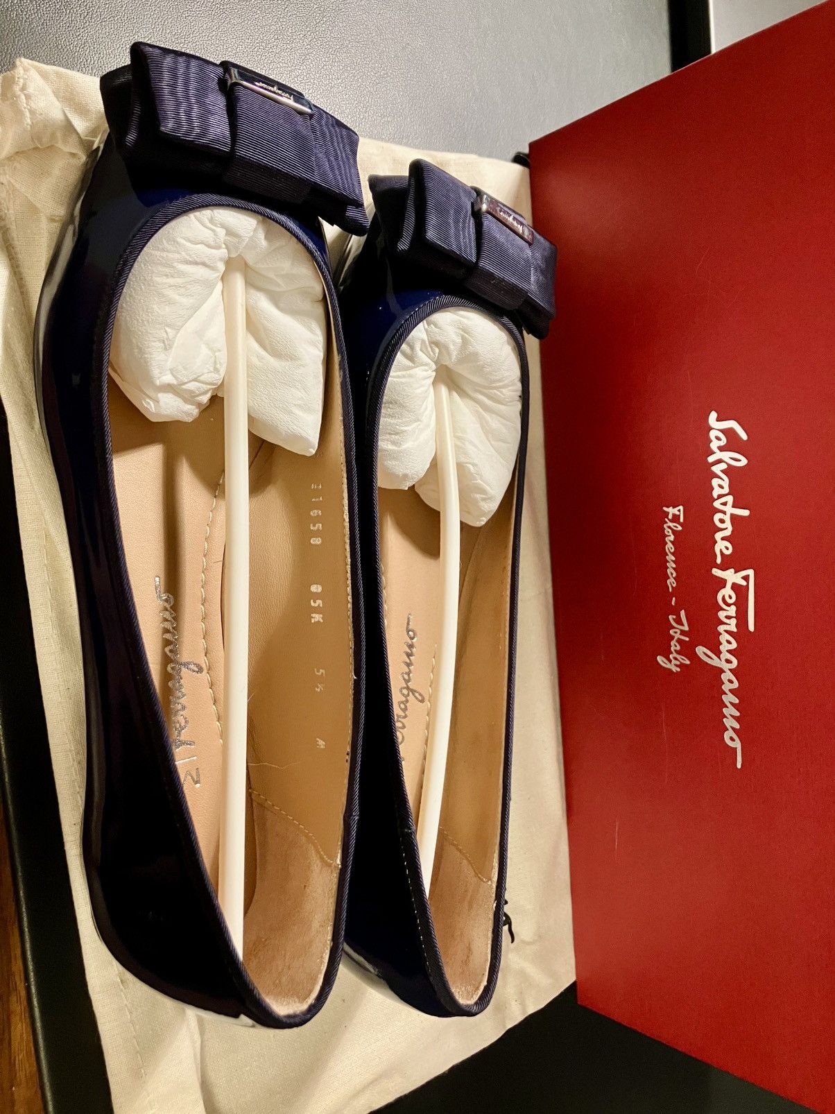 Salvatore Ferragamo 5 1/2