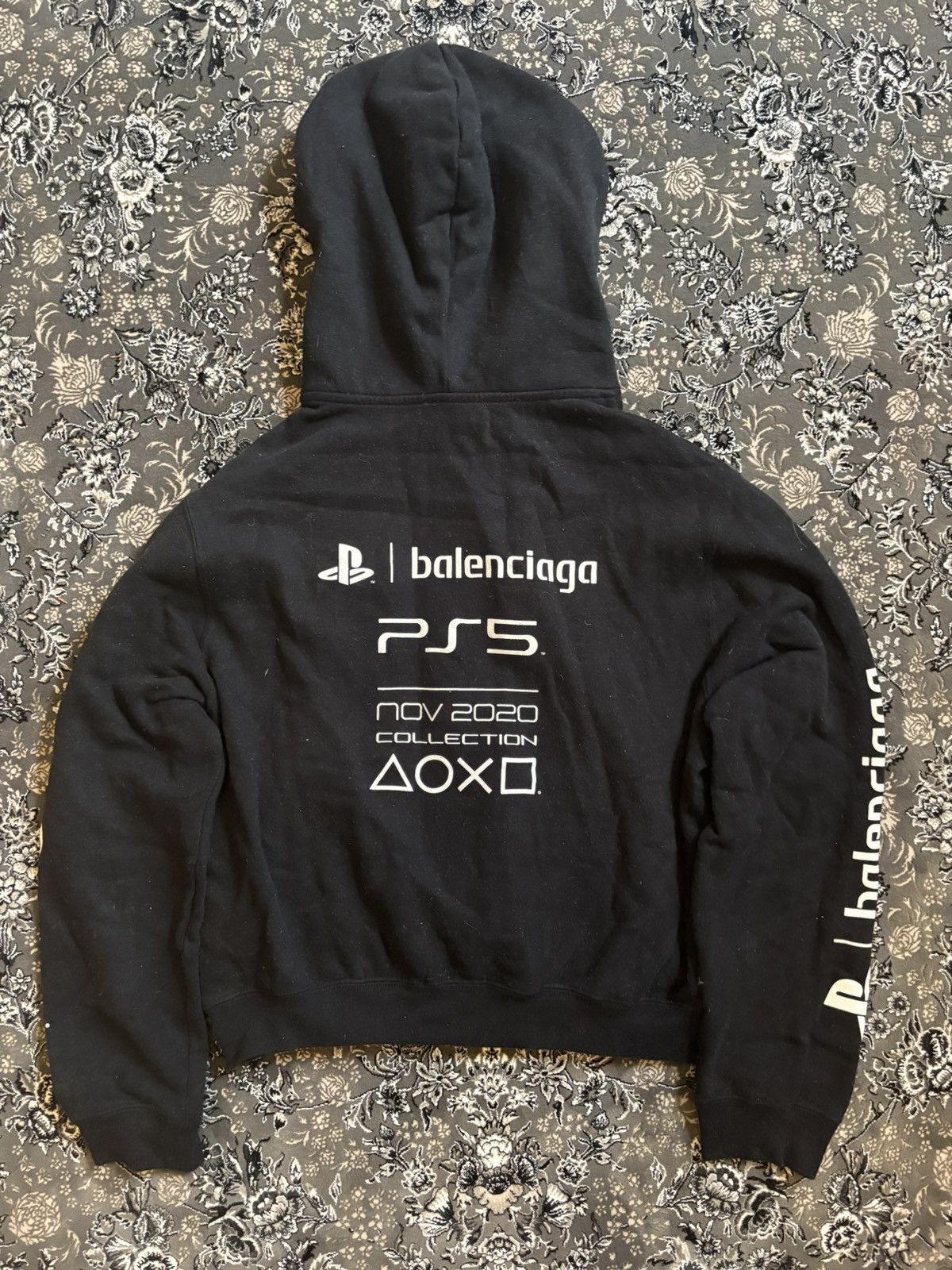 Balenciaga × Playstation Balenciaga PS5 Shrunk Hoodie Size US M / EU 48-50 / 2 - 2 Thumbnail