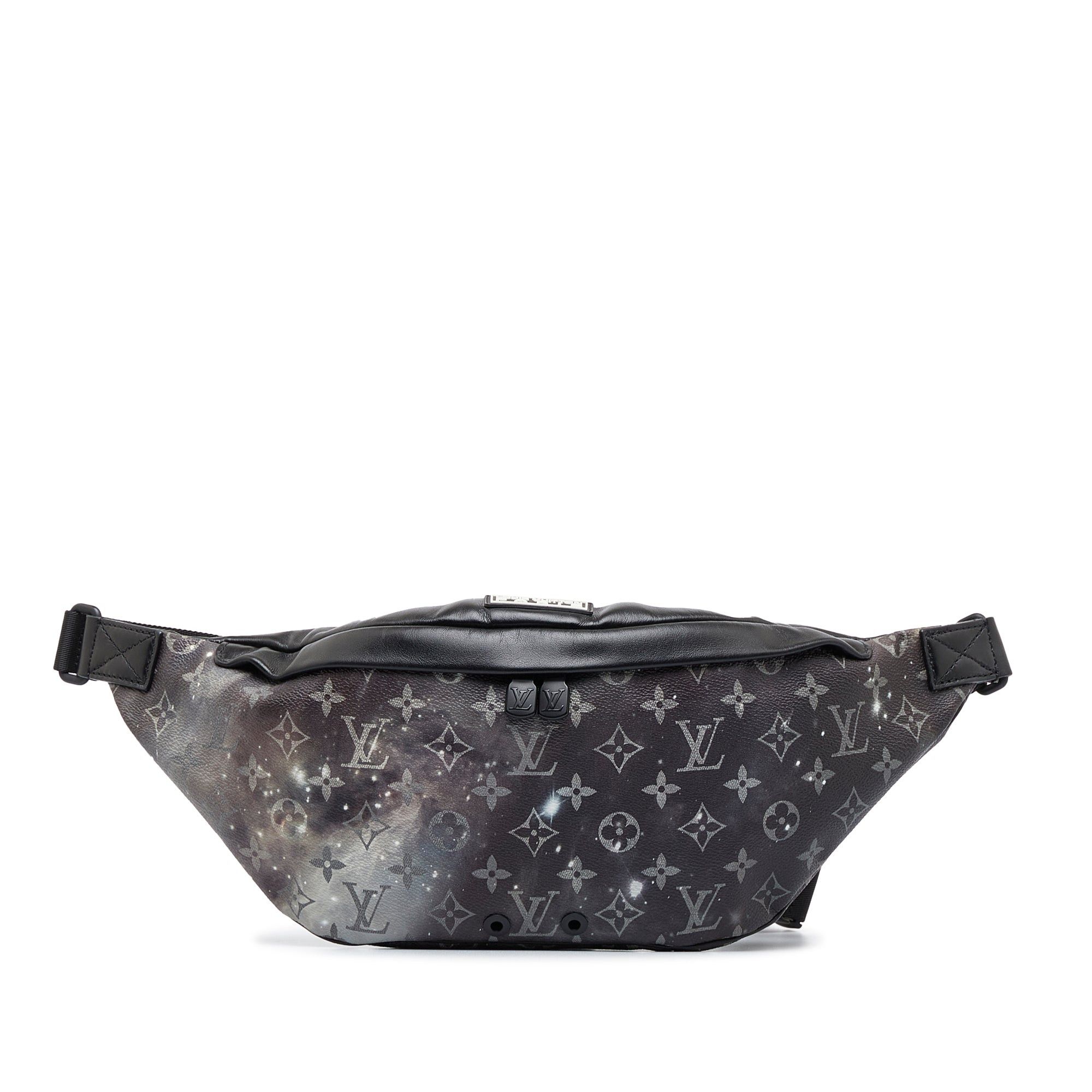 Louis Vuitton Louis Vuitton Monogram Galaxy Discovery Bumbag Black Size ONE SIZE - 1 Thumbnail
