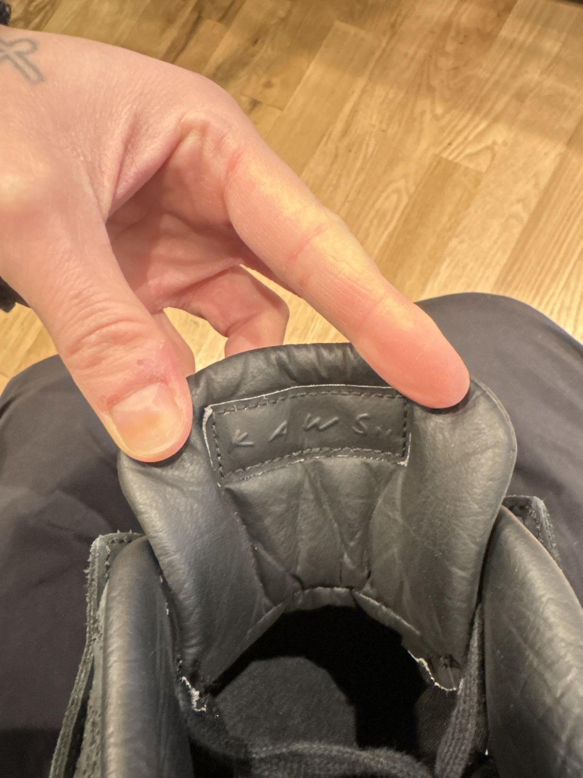 Jordan Brand × Kaws Jordan 4 Retro Kaws Black Clean OG Size 10.5 Size US 10.5 / EU 43-44 - 8 Thumbnail
