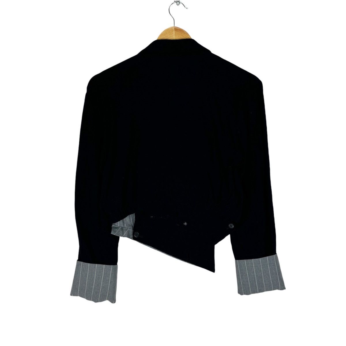 Yohji Yamamoto 🌟YOHJI YAMAMOTO SIGNATURE CROPPED JACKET Size US S / EU 44-46 / 1 - 10 Thumbnail