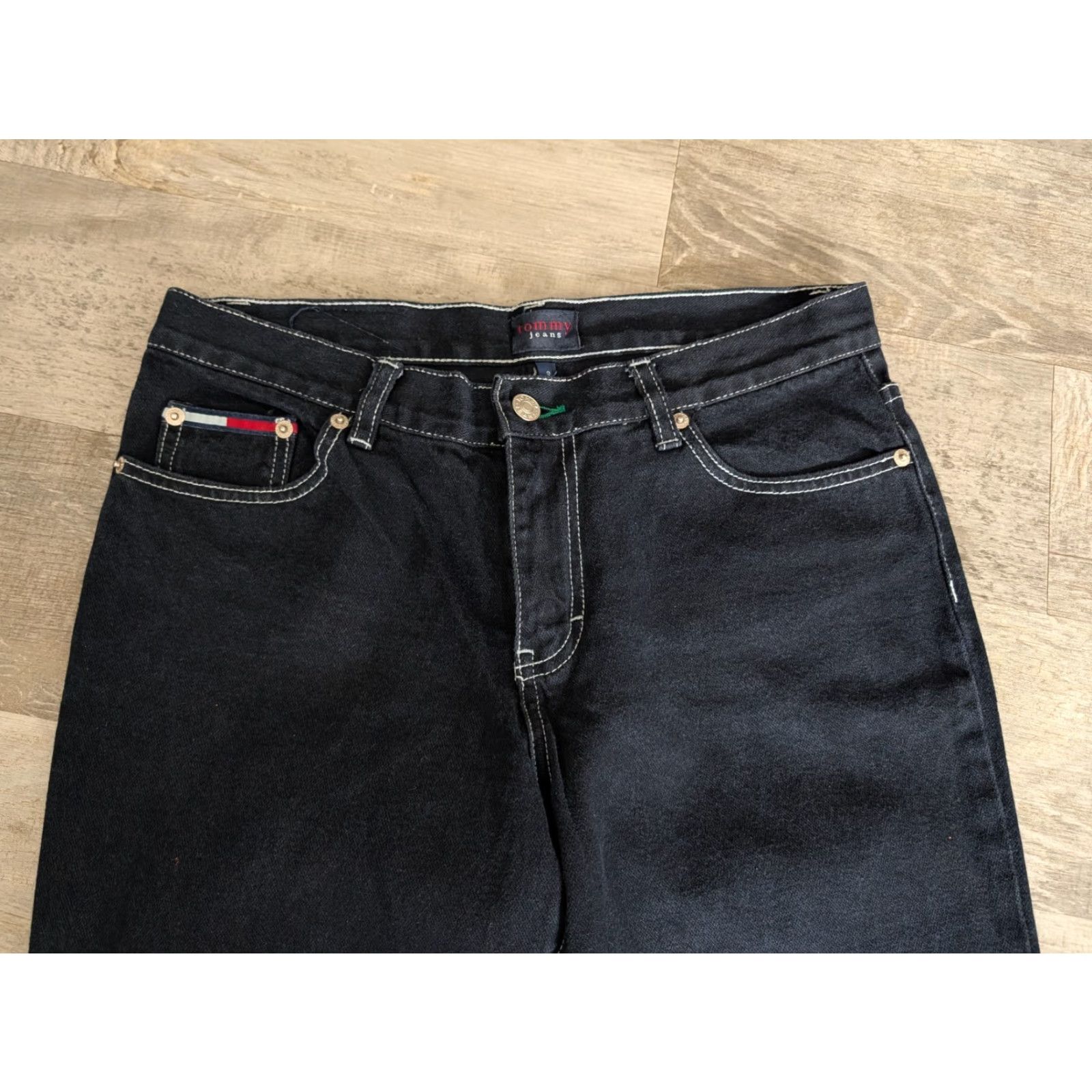 Tommy Hilfiger VINTAGE Tommy Hilfiger Capris Women Pedal Pushers Denim Dark Wash 25 Inseam Size 9 Black Flag Badge 2000s Mens? Womens Size 30" / US 8 / IT 44 - 7 Thumbnail