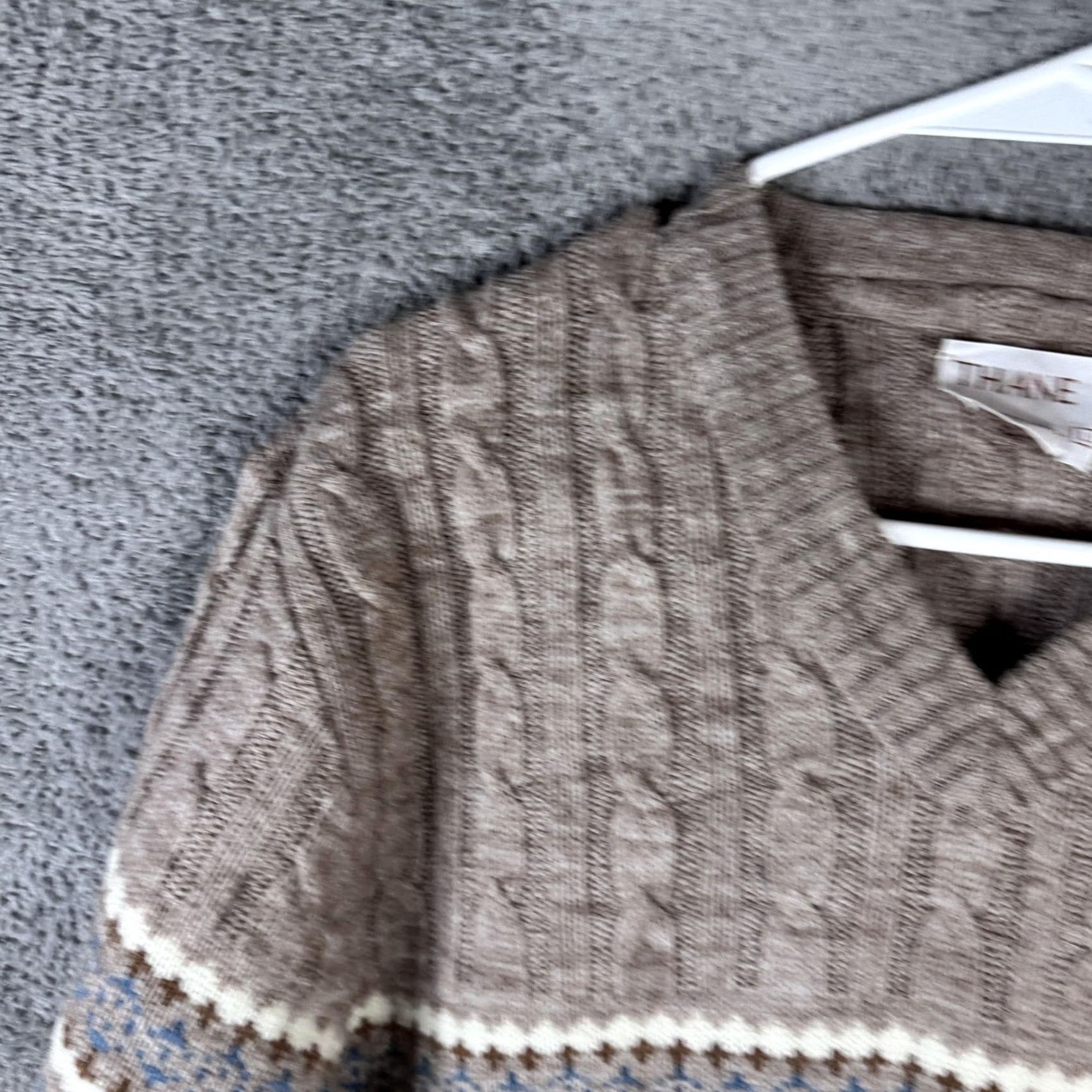 Vintage VINTAGE Thane Sweater Womens Large Brown Cream Fair Isle Cable Knit V-Neck Size L / US 10 / IT 46 - 5 Thumbnail