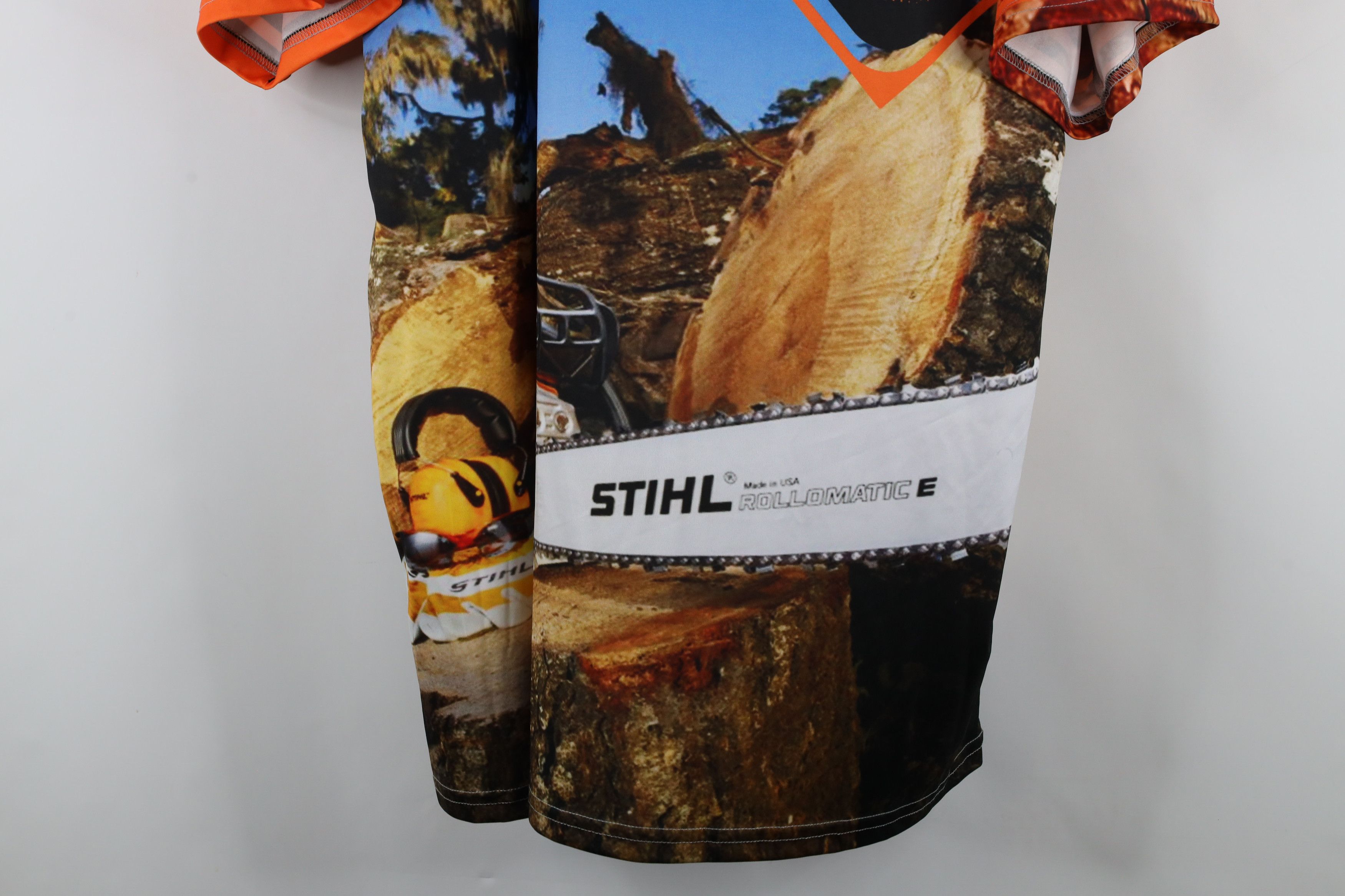 Vintage Stihl Out All Over Print Chainsaw Wood Short Sleeve T-Shirt Size US XL / EU 56 / 4 - 3 Thumbnail