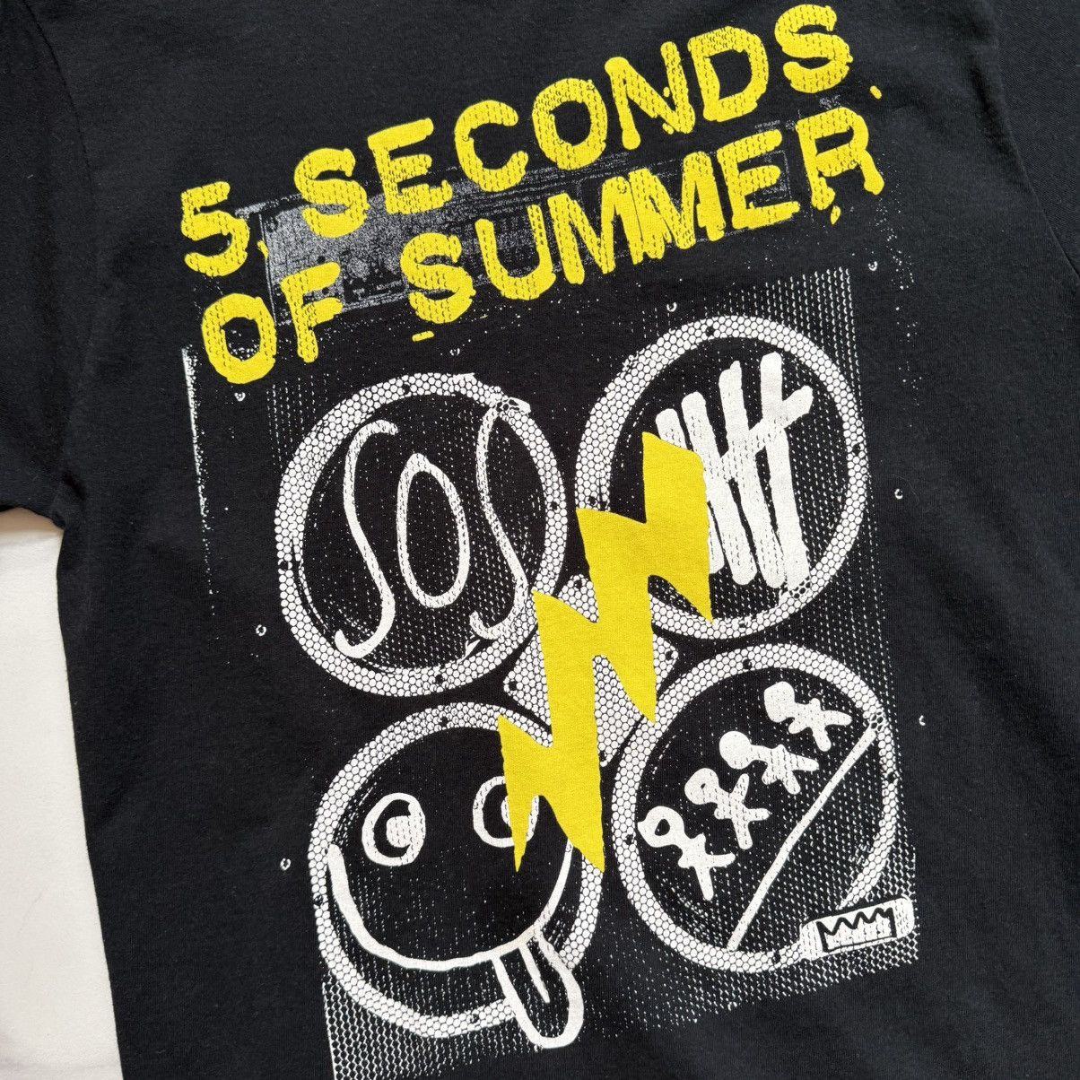 Band Tees 5 Seconds Of Summer Official 2014 Big Print T-Shirt Size US S / EU 44-46 / 1 - 4 Thumbnail