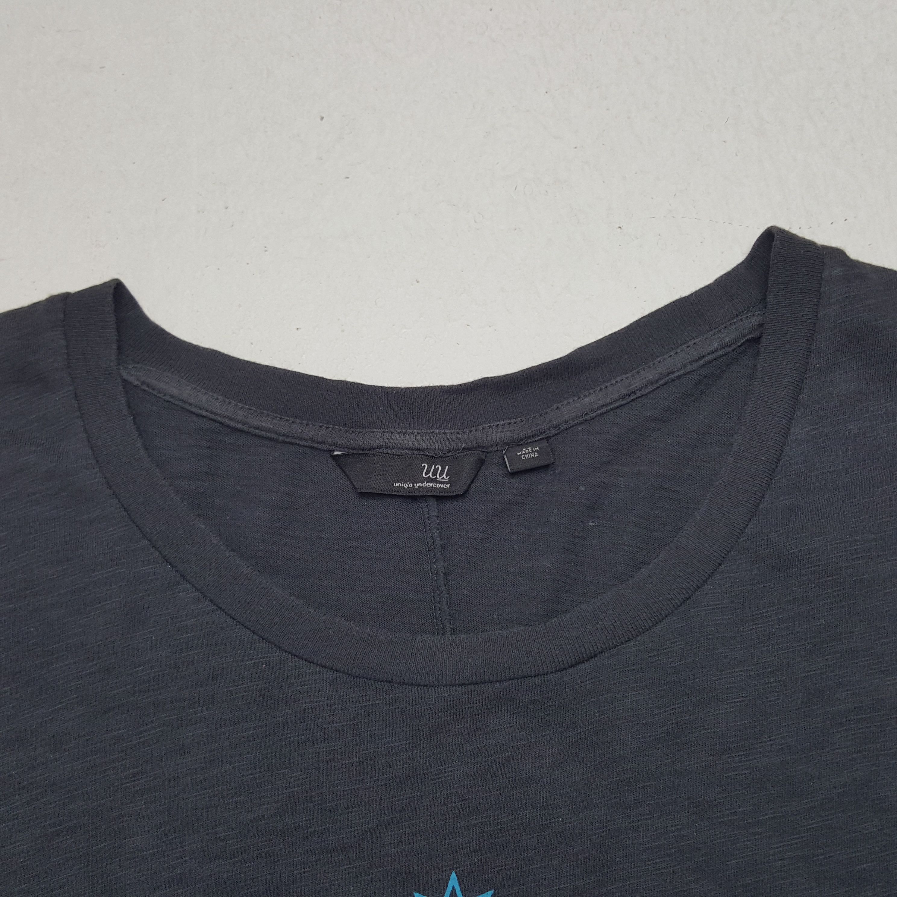 Undercover × Uniqlo × Vintage Vintage Uniqlo X Undercover Japanese Brand Tshirt Size US S / EU 44-46 / 1 - 4 Thumbnail