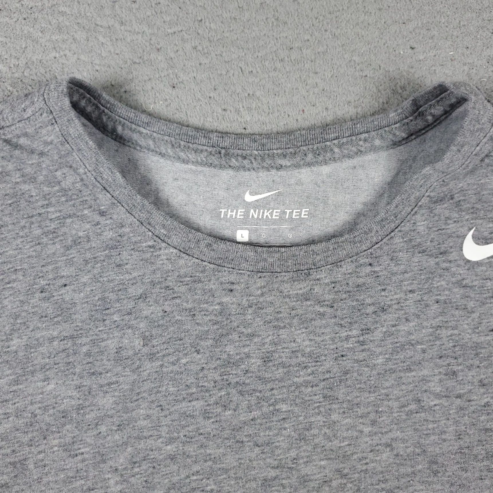 Nike Nike T Shirt Mens L Gray Swoosh Casual Short Sleeve Crew Neck Cotton Blend Logo Sports Modern Vintage: No Size US L / EU 52-54 / 3 - 3 Thumbnail