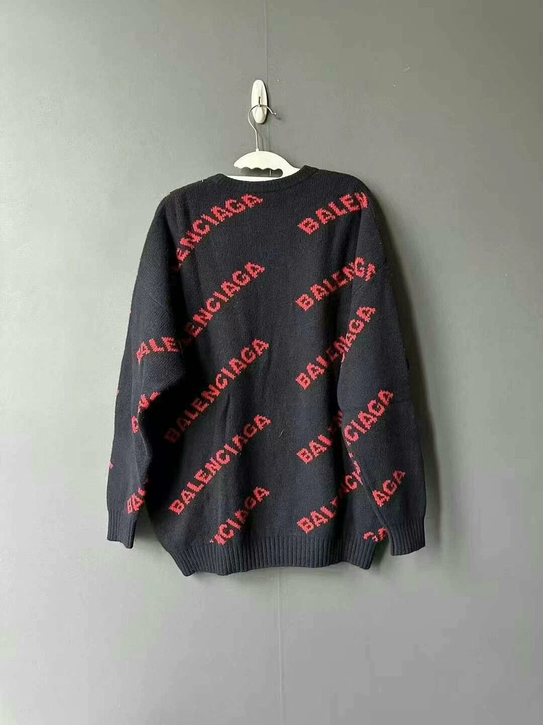 Balenciaga balenciaga black logo knit sweater Size US S / EU 44-46 / 1 - 2 Thumbnail
