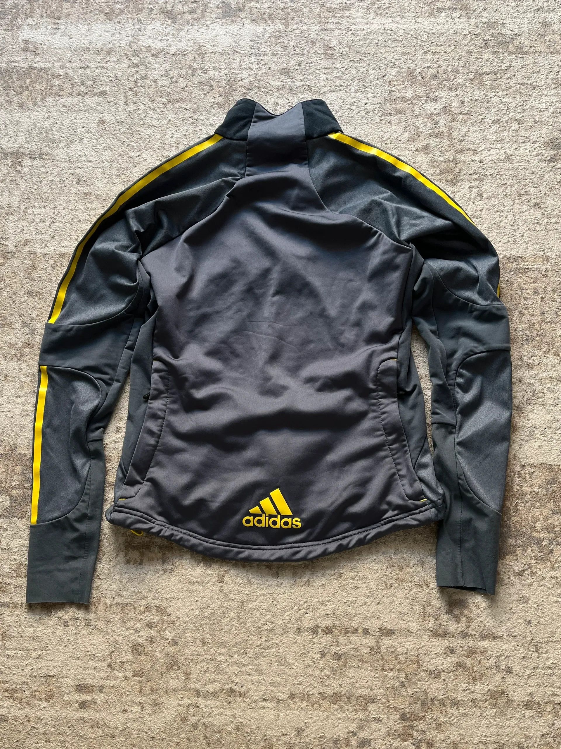Adidas Adidas Sz 44 / 12 / L Track Jacket Rare 2013 Windbreaker Size L / US 10 / IT 46 - 14 Thumbnail