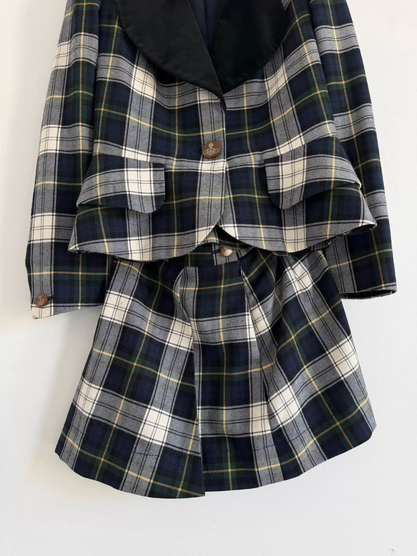 Vivienne Westwood Vivienne Westwood Vintage HeartNeck Velvet Check Suit 3 Size L / US 10 / IT 46 - 3 Thumbnail