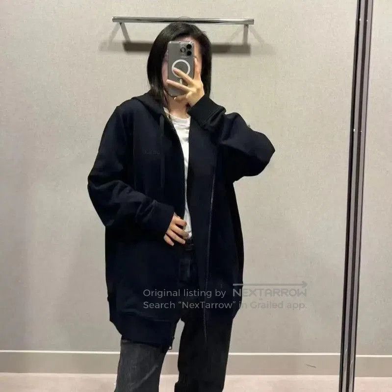 Burberry Burberry Men's Black Logo Zip Hoodie. Size US M / EU 48-50 / 2 - 2 Thumbnail