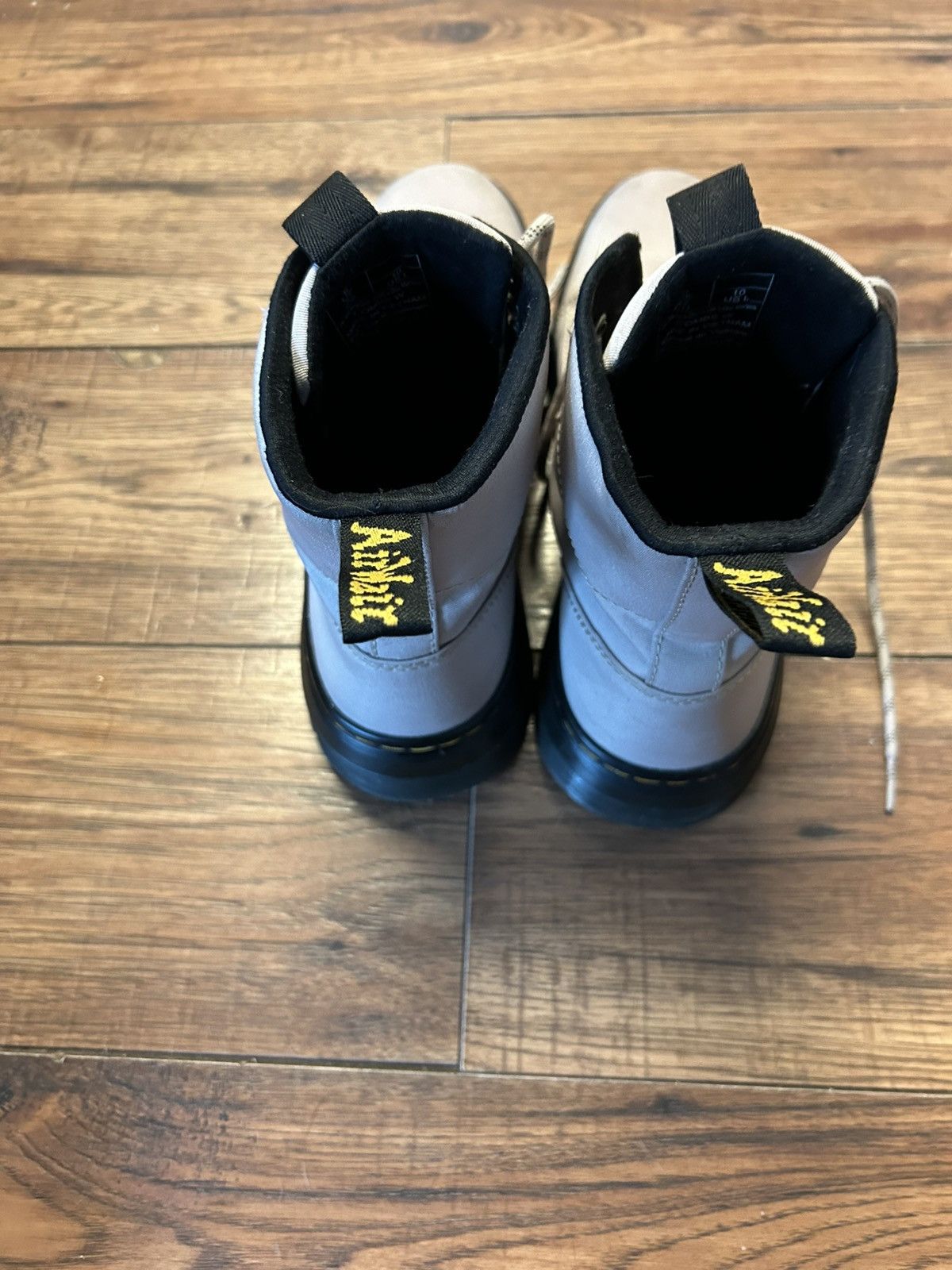 Dr. Martens Mauve Dr. Marten boots Size US 10 / IT 40 - 2 Thumbnail