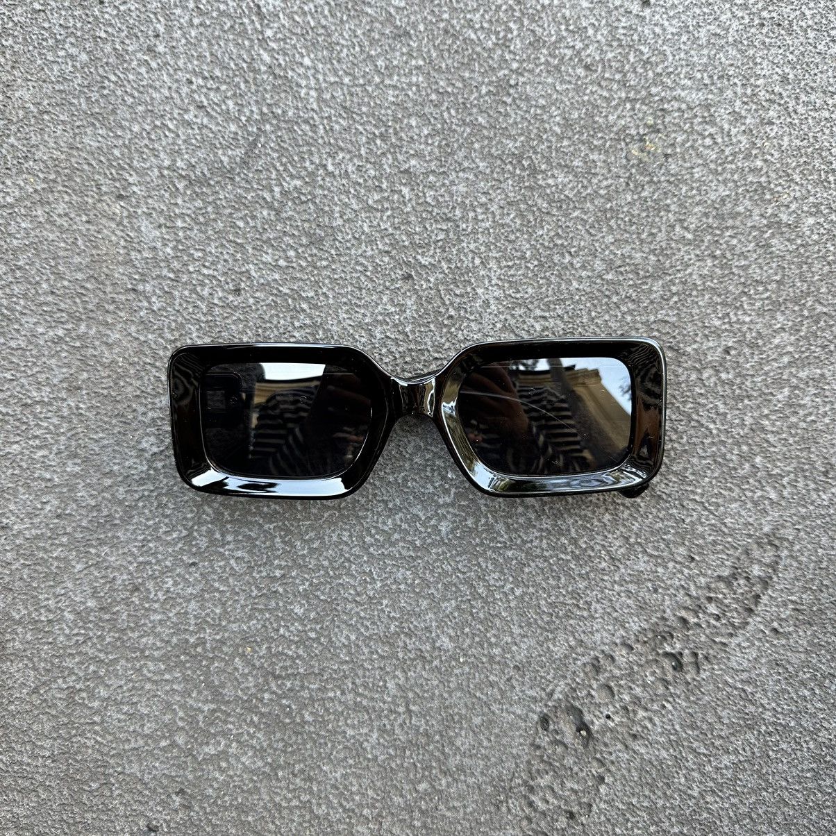 Other Y2K Unisex Sunglasses Retro Fashion Shades KD5596-01 Size ONE SIZE - 1 Thumbnail