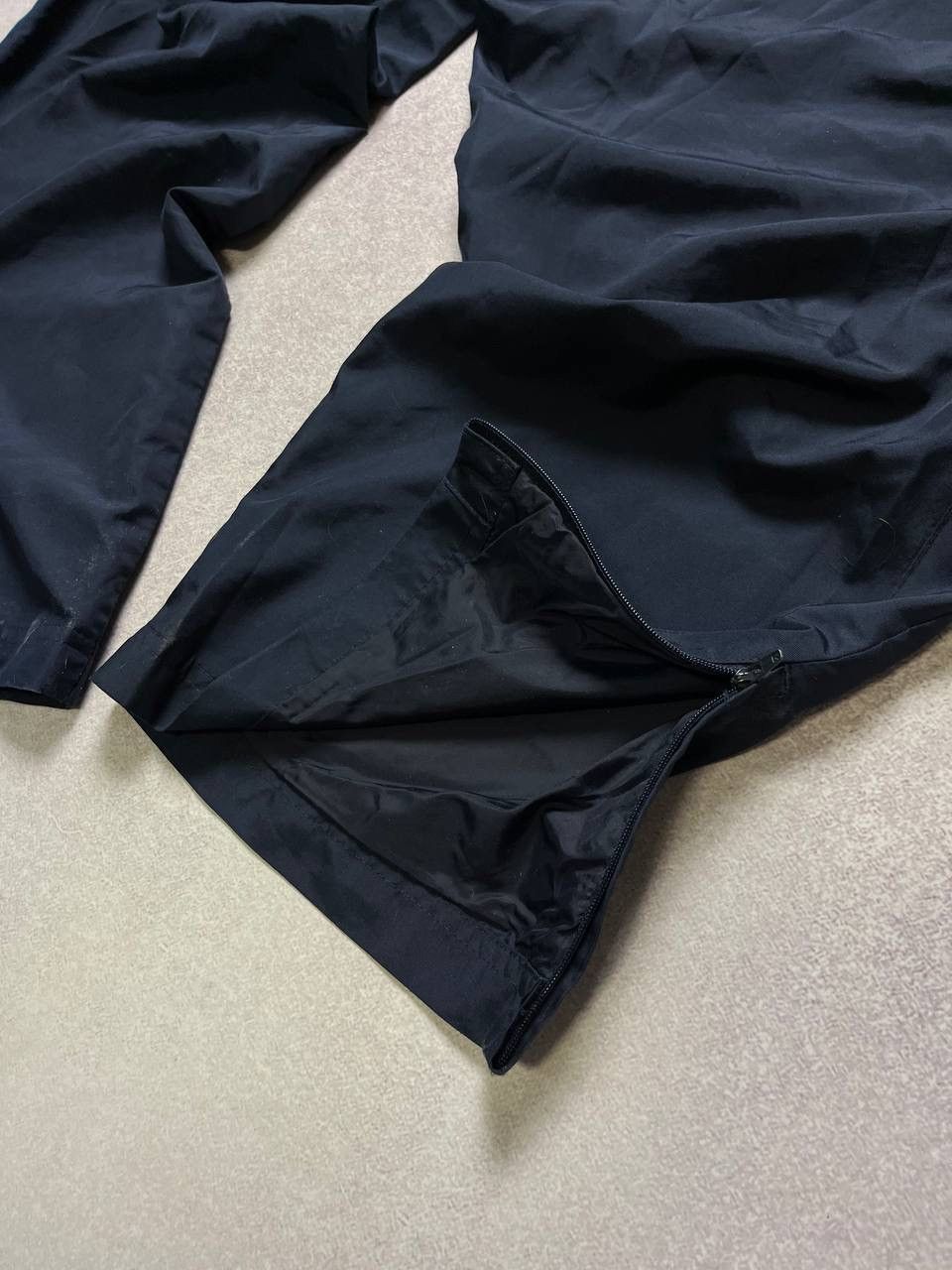 Nike × Vintage Vintage Nike Swoosh Nylon Baggy Trackpants XXL Size US 36 / EU 52 - 6 Thumbnail