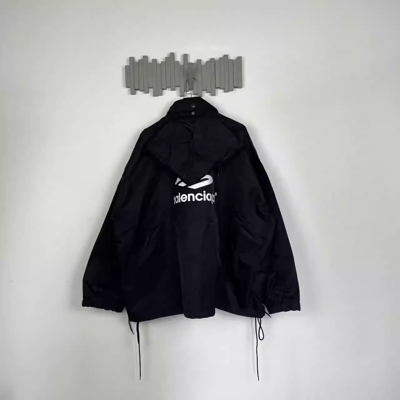 Balenciaga Balenciaga Print Hooded Letter Long Sleeve Trench Coat Size US XL / EU 56 / 4 - 2 Thumbnail