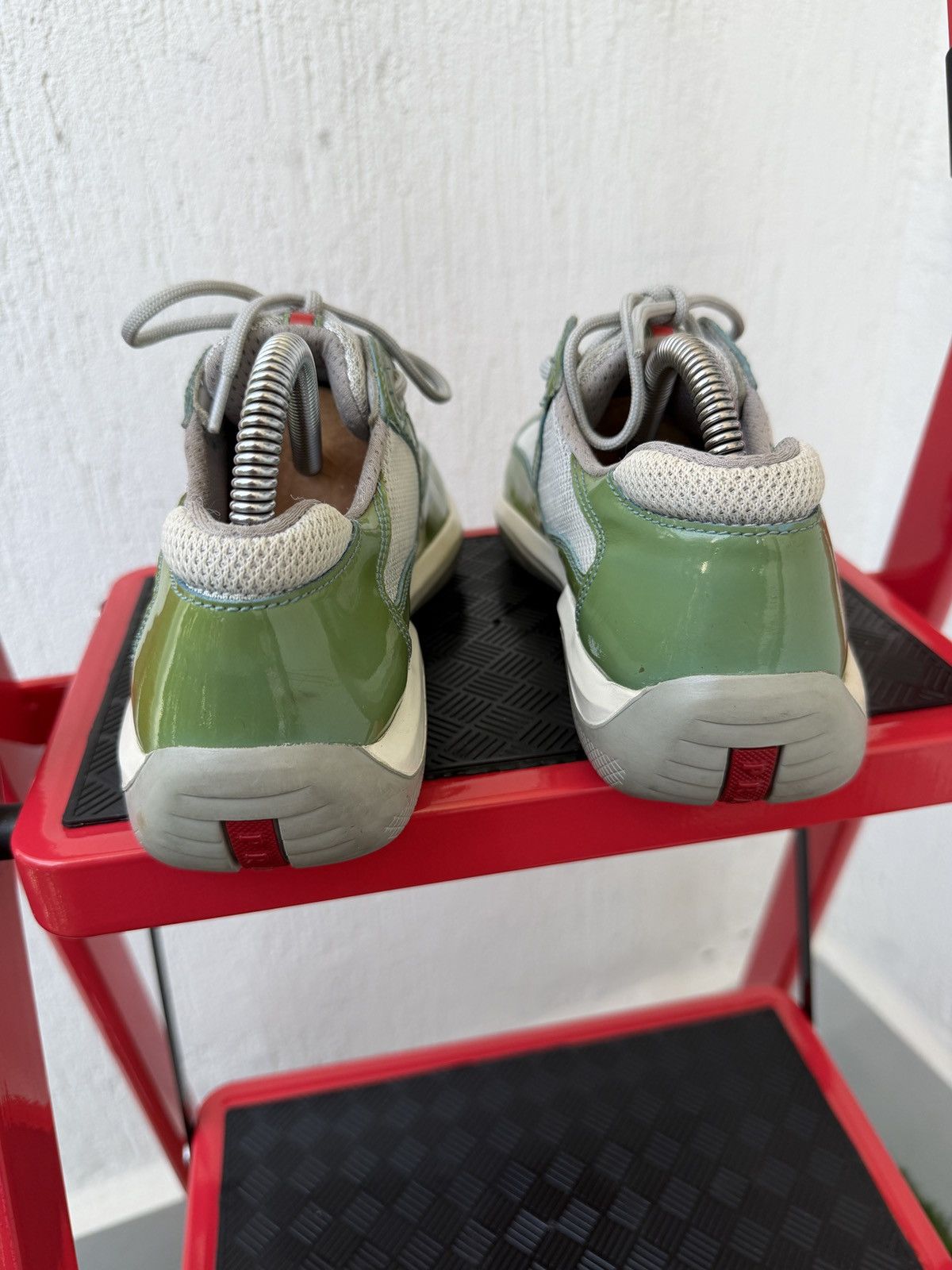 Prada America cup patent leather trainers Size US 8 / IT 38 - 20 Thumbnail